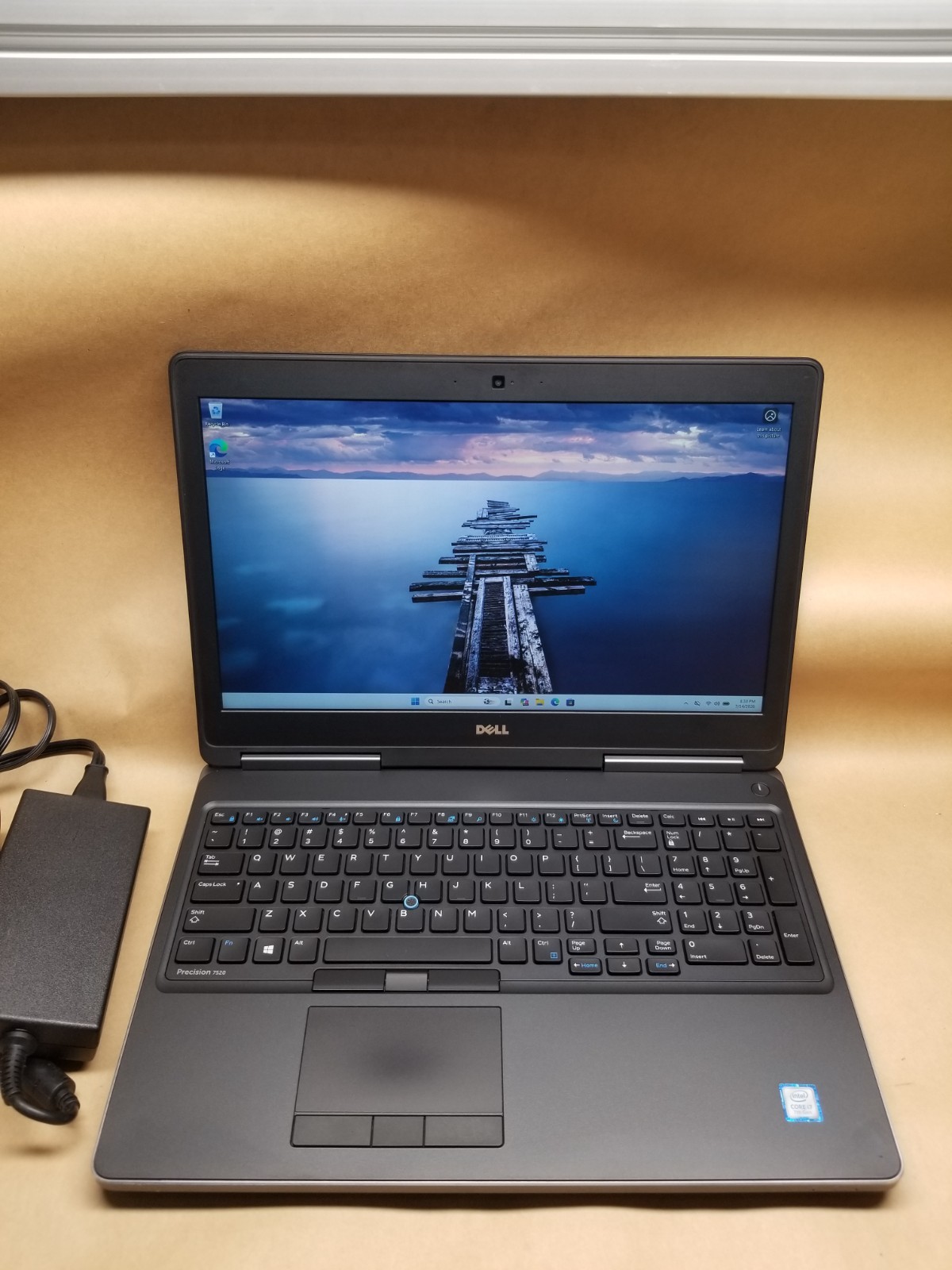Dell Precision 7520 i7-7700HQ 16GB RAM 256GB SSD & 1TB HDD| Quadro M1200| WIN 11