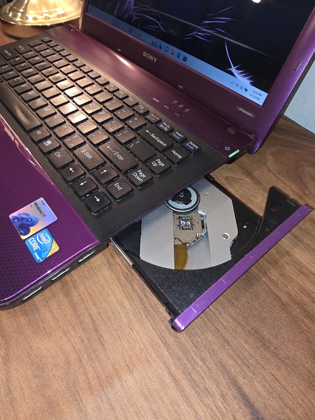 Purple Sony VAIO Laptop i3 CPU M380 2.53GHz 500GB SSD 8GB RAM Win 11 Pro 💜