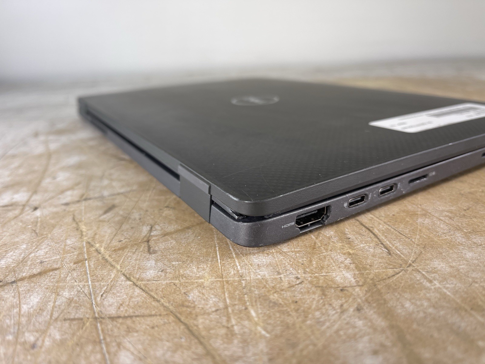 DELL LATITUDE 7410 i7-10610U @ 1.80GHz, 16GB RAM, NO HDD/OS – (FOR PARTS)