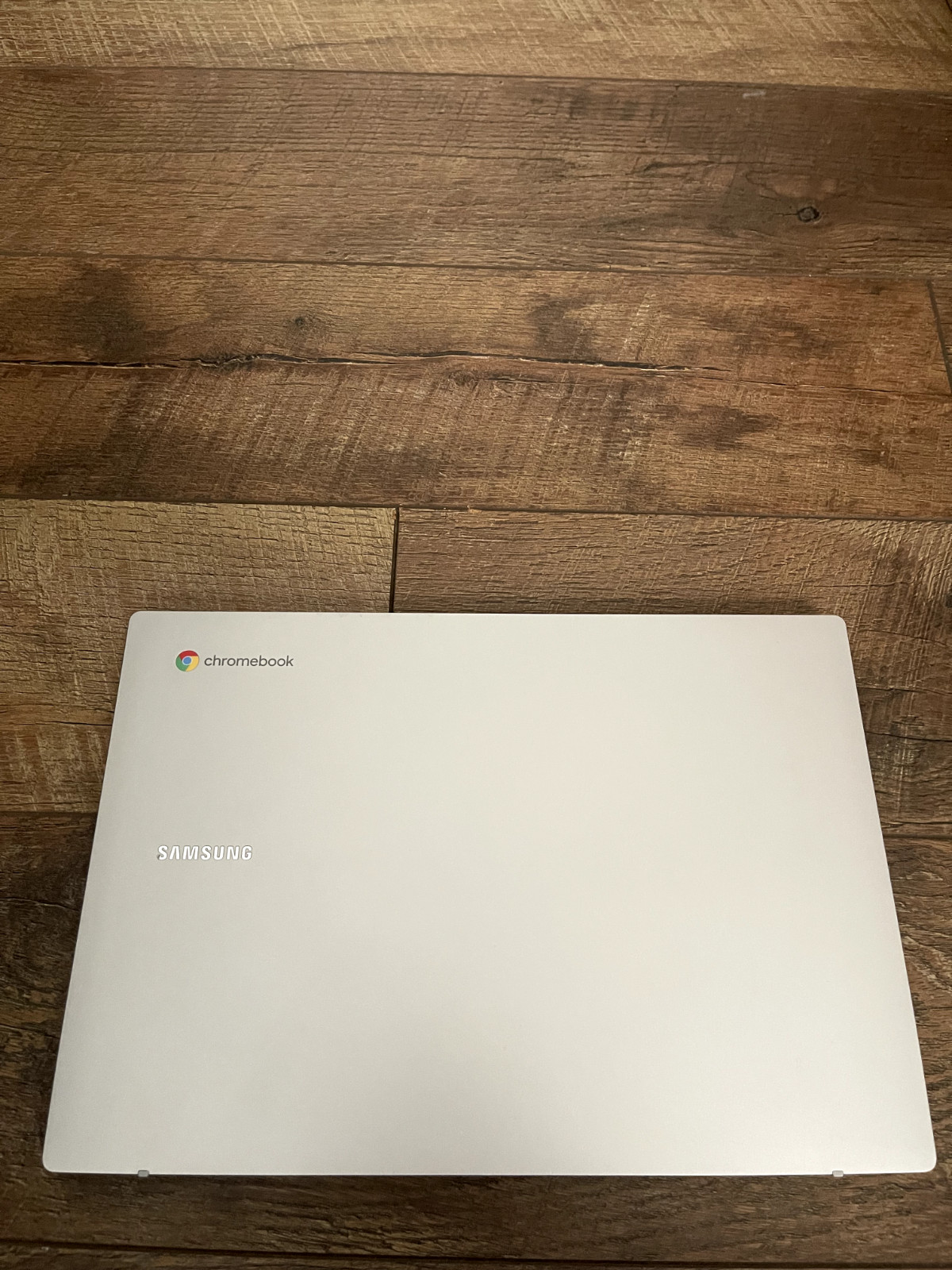 New Samsung Laptop Galaxy Chromebook Go 14 in 32GB Intel Celeron N4500 XE345XDA