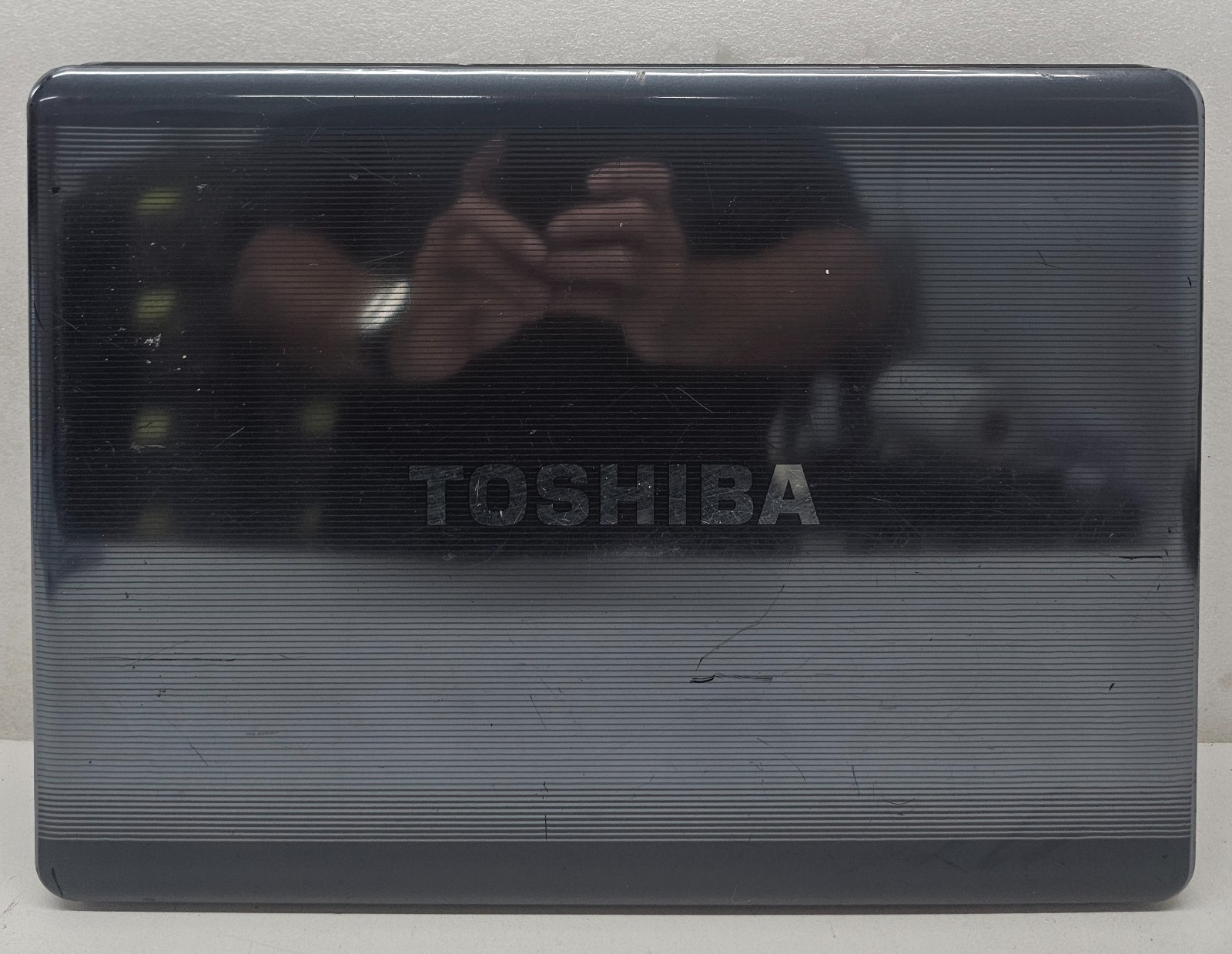 Toshiba Satellite P305D-S8900 Laptop AMD Turion X2 RM-70 4GB Ram NO HD/OS (FL)