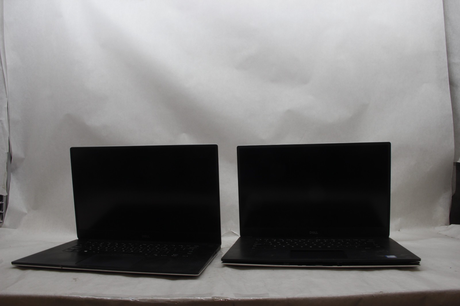 Lot of 1 Dell XPS 13 9370 & 1 7390 13.3″ Laptops Intel i7 8 GB RAM NO SSDS AS-IS