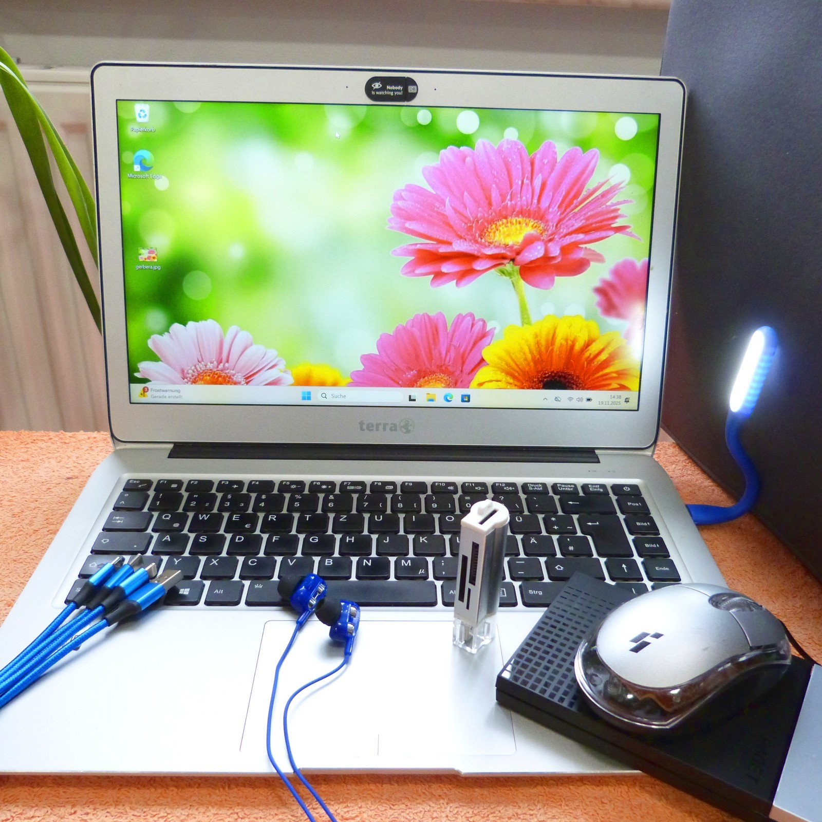 Terra 1460P 14″ FHD METAL ULTRABOOK l Windows 11 PRO SSD I 10 Gen Core i5