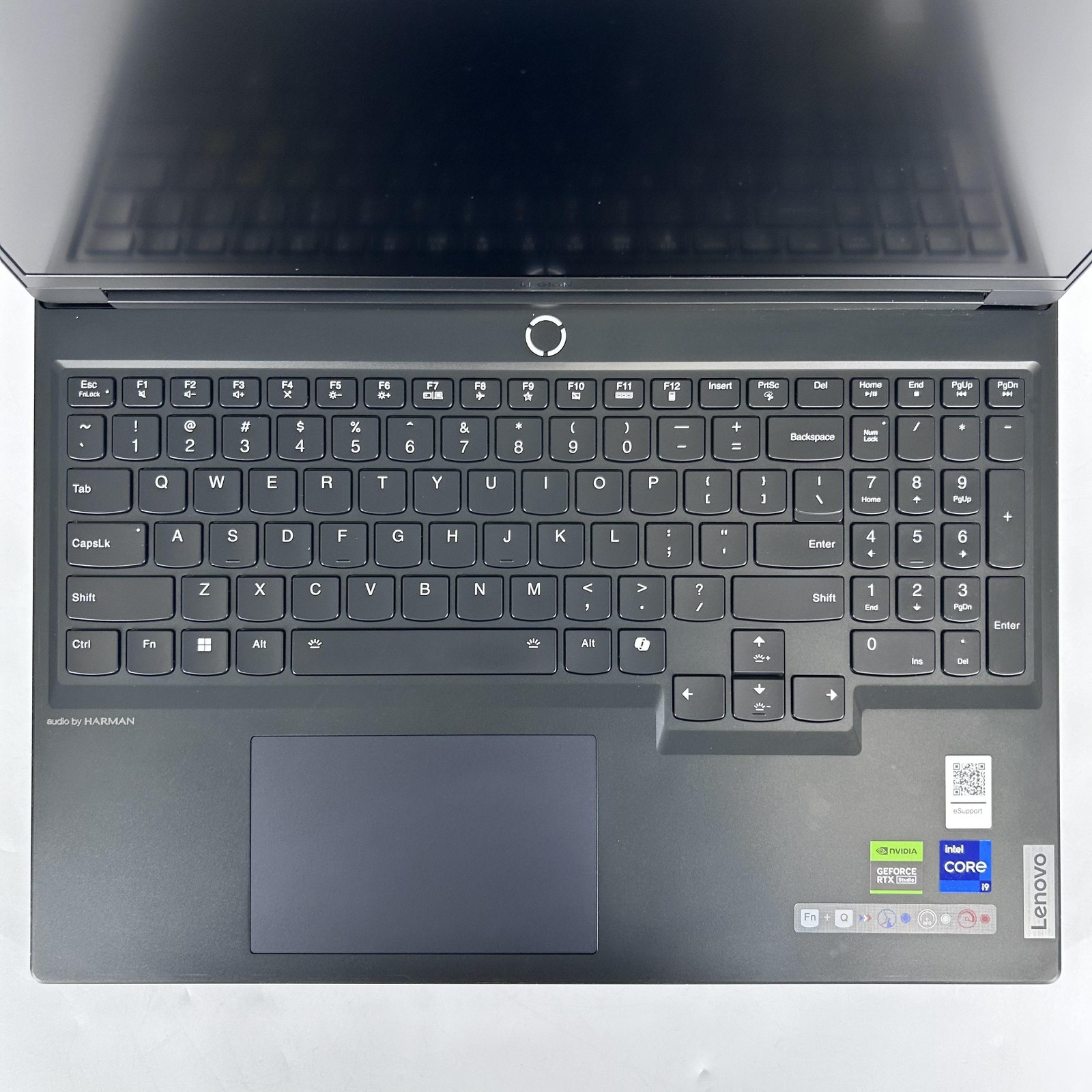 Lenovo Legion 7i Gen 9 16 240Hz QHD+ 2.2 GHz i9-14900HX 32GB 1TB SSD RTX 4070