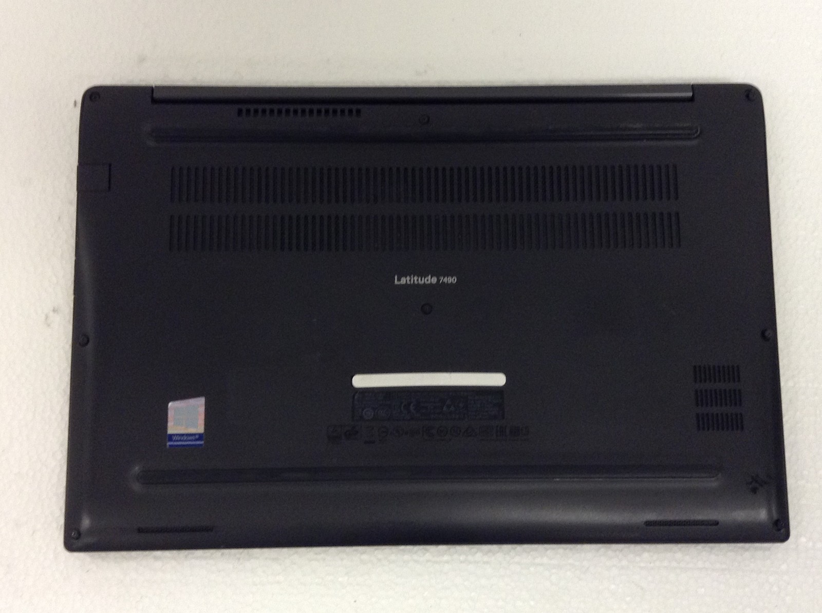 Dell Latitude 7490 Laptop i7-8650U 1.90GHz 14″ FHD Webcam WiFi No RAM No AS / IS