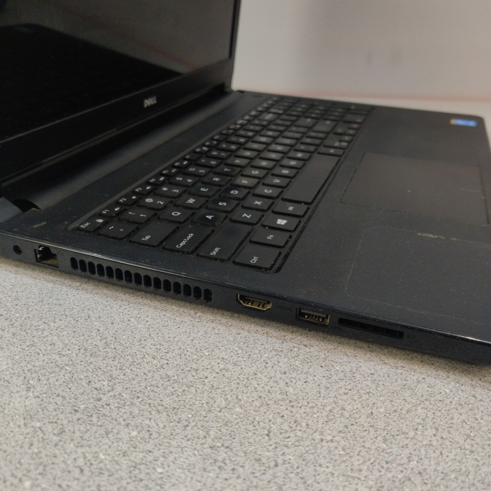 DELL INSPIRON 5558 Laptop Intel Core i3-4030U 1.90 GHZ 4GB RAM NO SSD/OS/AC/BATT