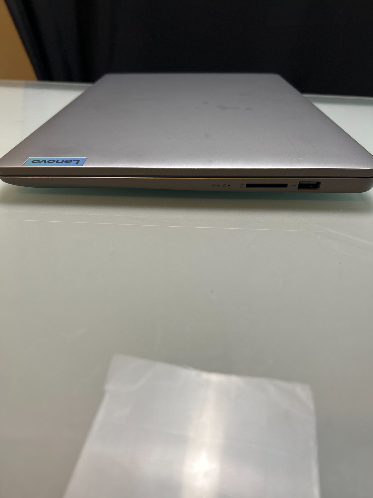 Lenovo IdeaPad 1 15IADA7 15.6″ AMD 20MB 1 TB SSD Win11 FHD Webcam Gray