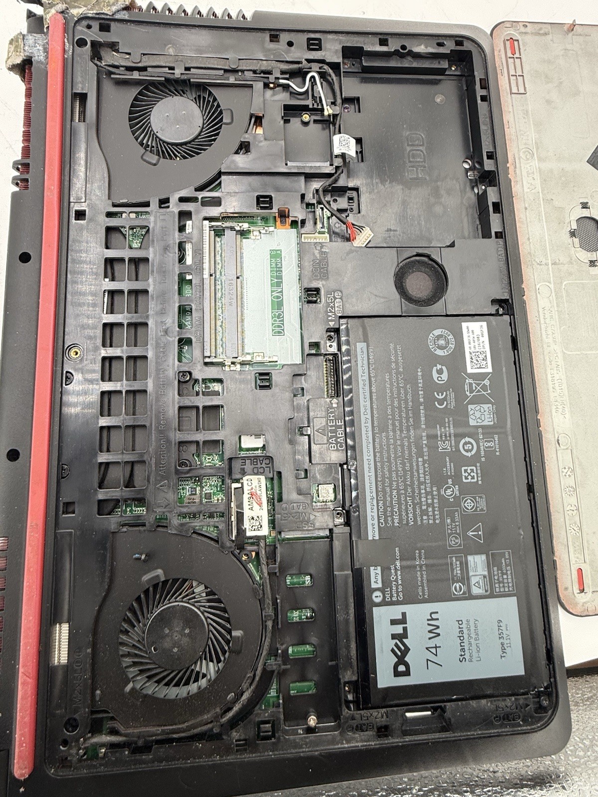 Dell Inspiron 15-7559 15.6″, i5-6300HQ, GTX 960M, NO HDD, NO RAM