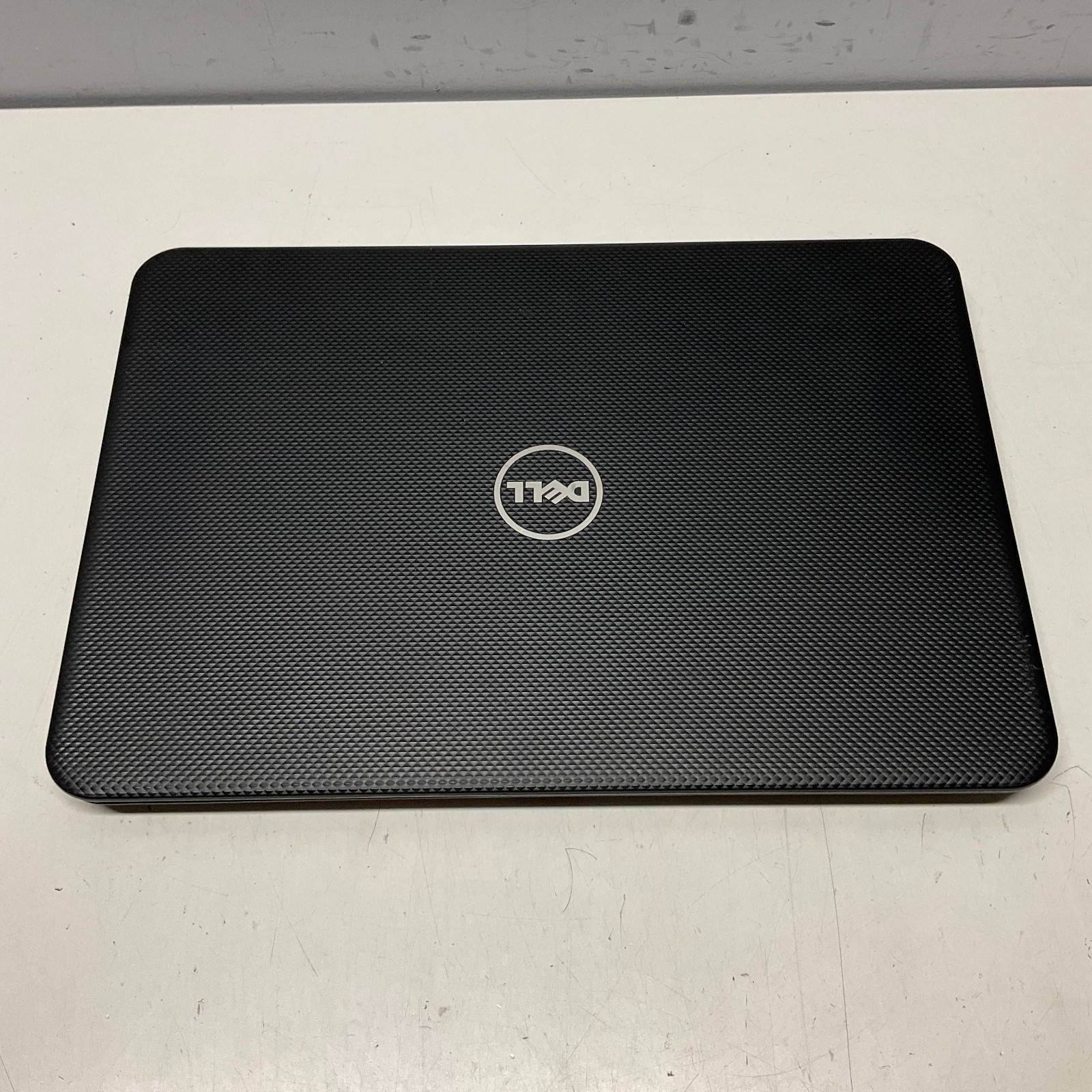 Dell Inspiron 3521 Laptop Intel Pentium 2127U 1.90 GHz 4GB 128GB SSD Win 10 Pro