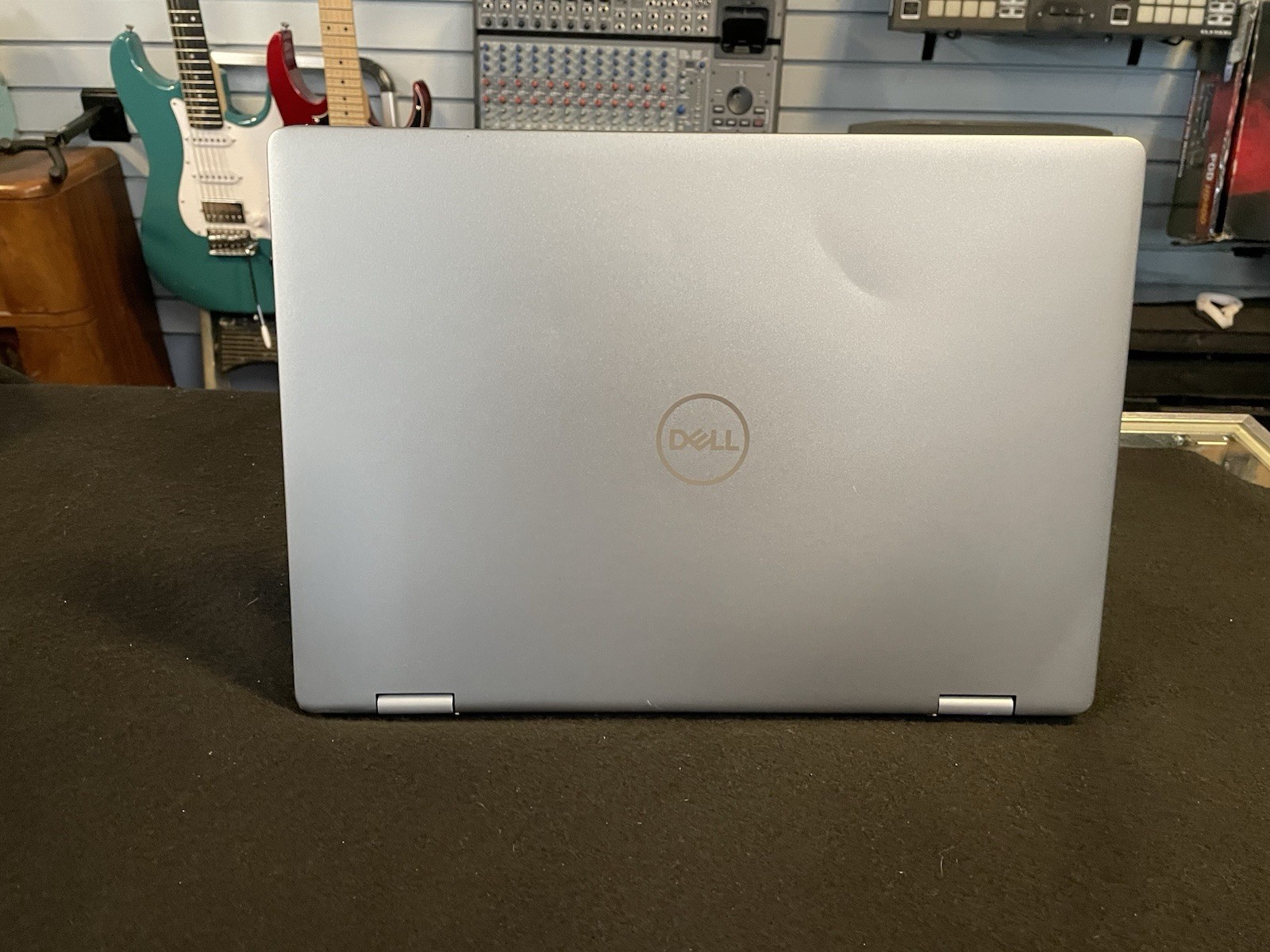 Dell Inspiron 16 Plus 7640 2-in-1 QHD Touch 90Hz Ultra 7 155H 16GB RAM 1TB SSD