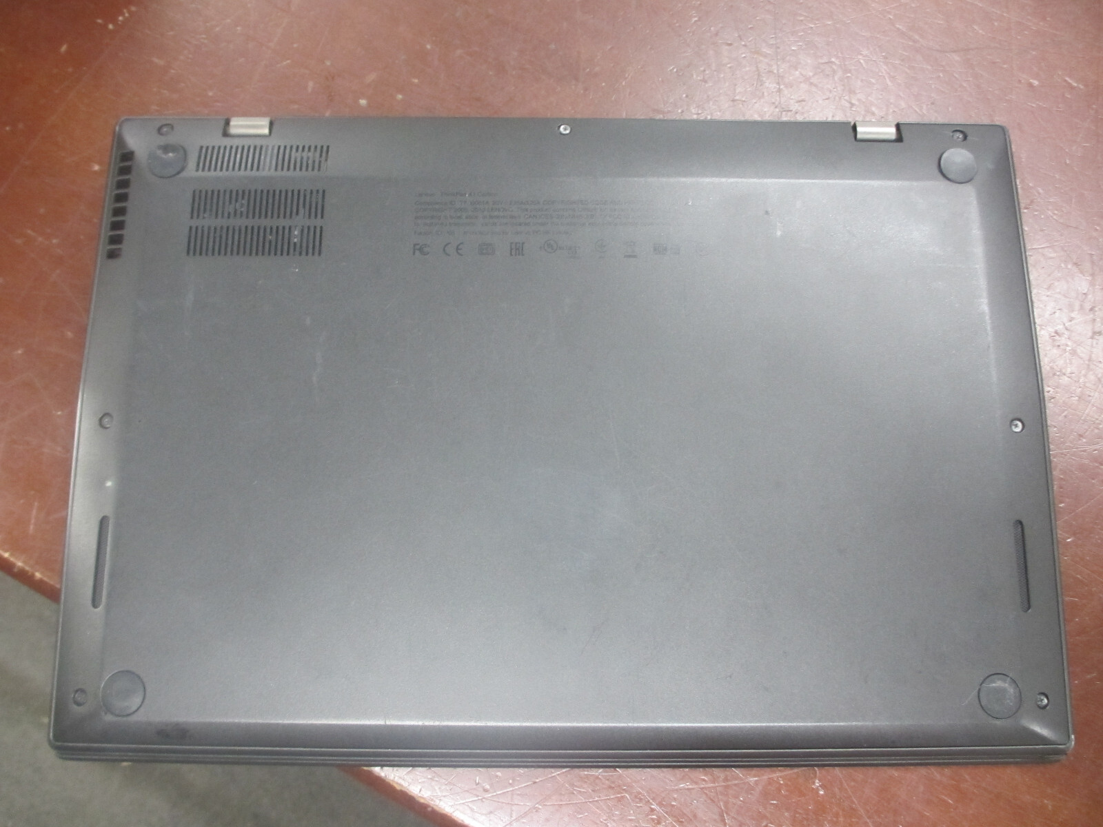 Lenovo ThinkPad X1 Carbon 2.10Ghz i7-4600U 8GB 256GB SSD Laptop w/ AC [NO OS]