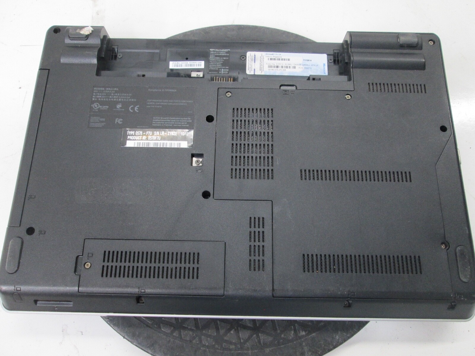 Lenovo ThinkPad Edge Intel Core i3 M370 2.4 GHz NO HDD NO BAT