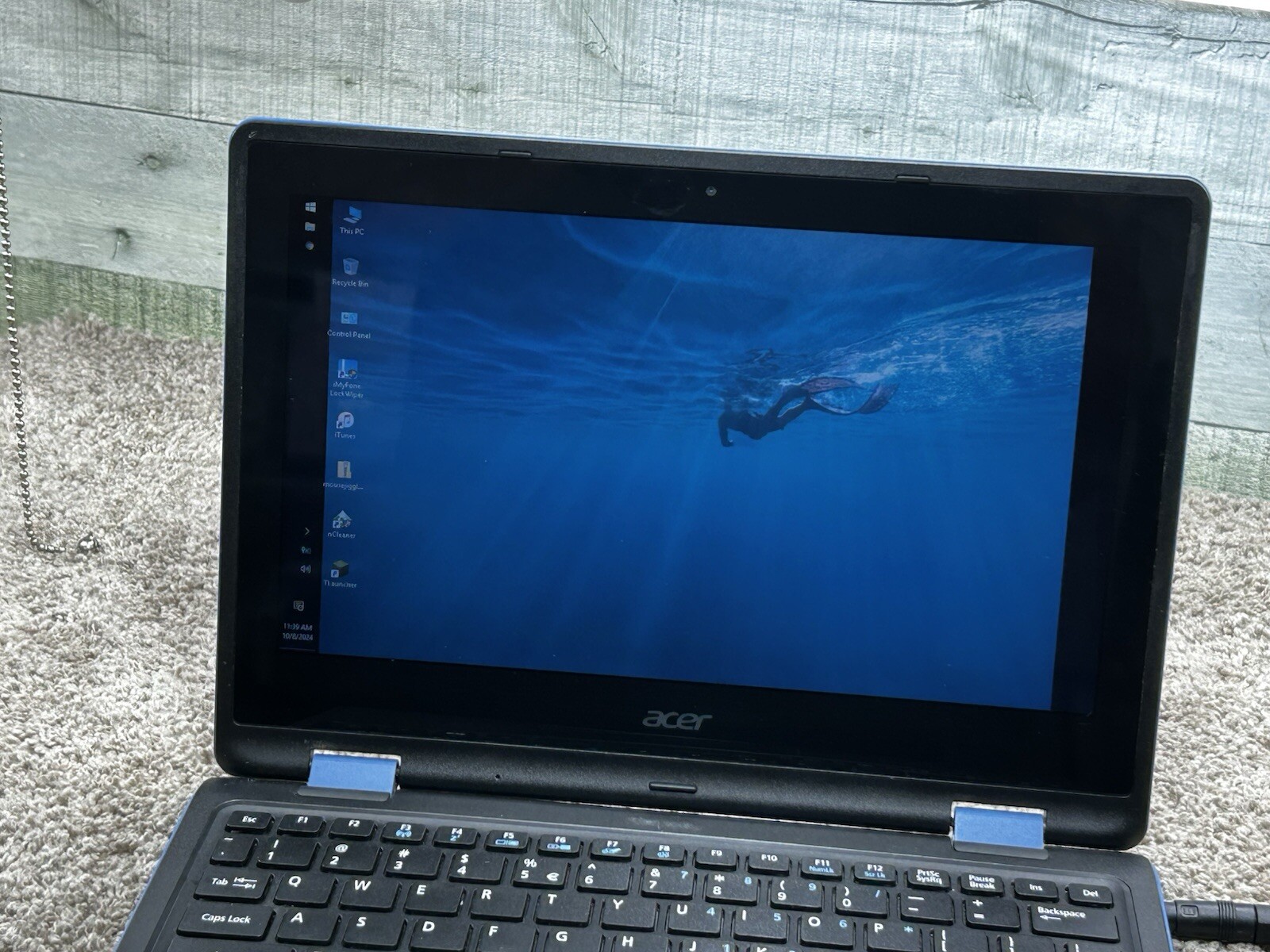 Acer Aspire R3-131T 25GB HDD 4GB RAM Celeron N3160 Win 10Home 465211
