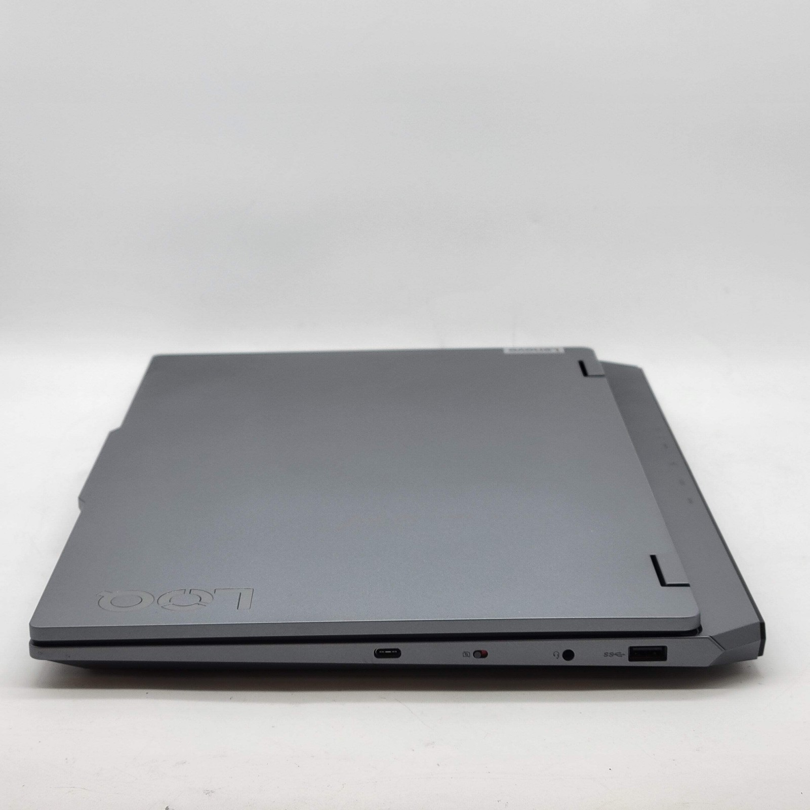 Lenovo LOQ 15 15IRX10 15.6″ i5-13450HX 2.4GHz 16GB RAM 1TB SSD GeForce RTX 5050