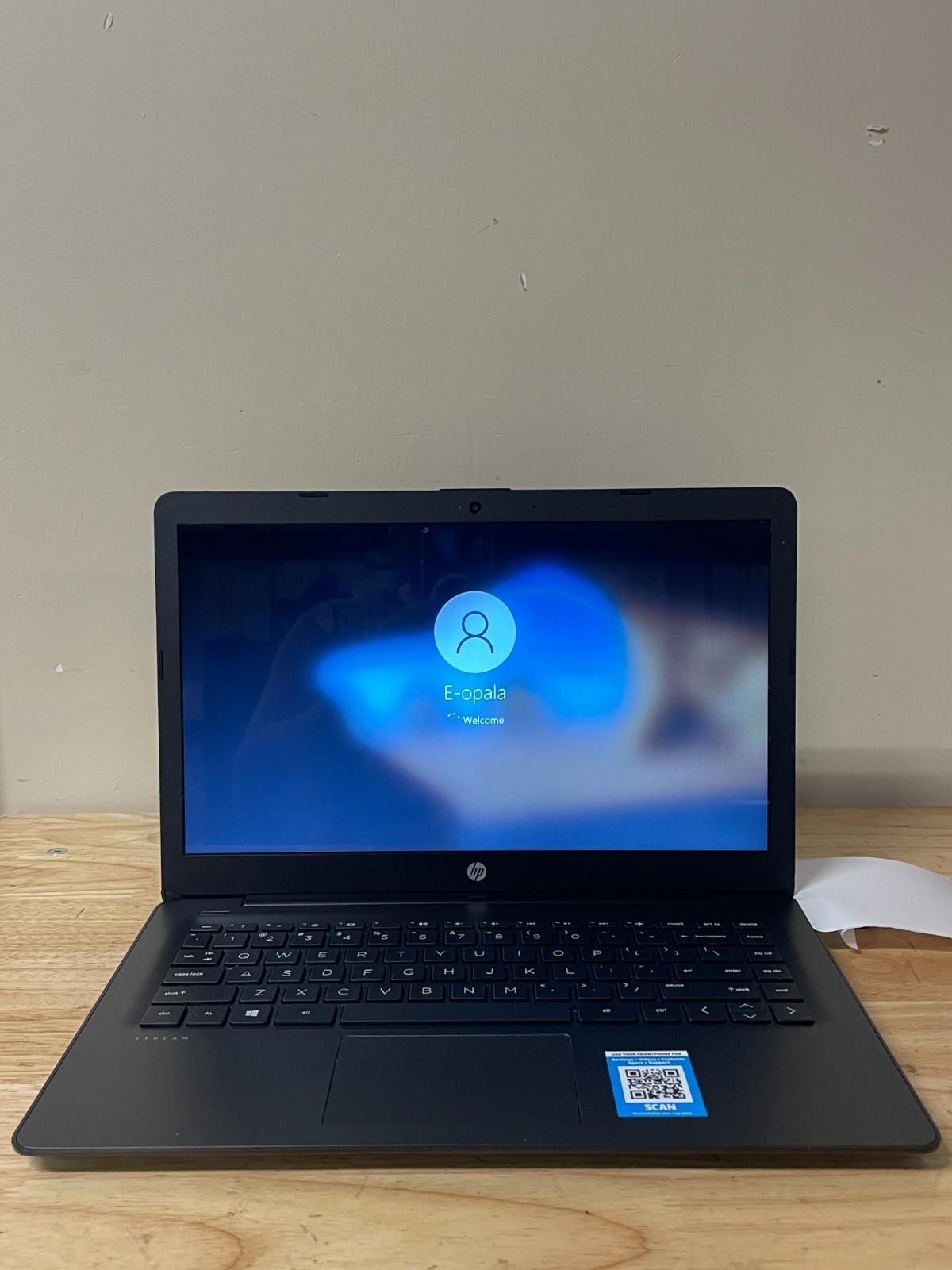 HP Stream 14-ds0xxx 14″ A4-9120e 4GB RAM 32GB SSD No Charger
