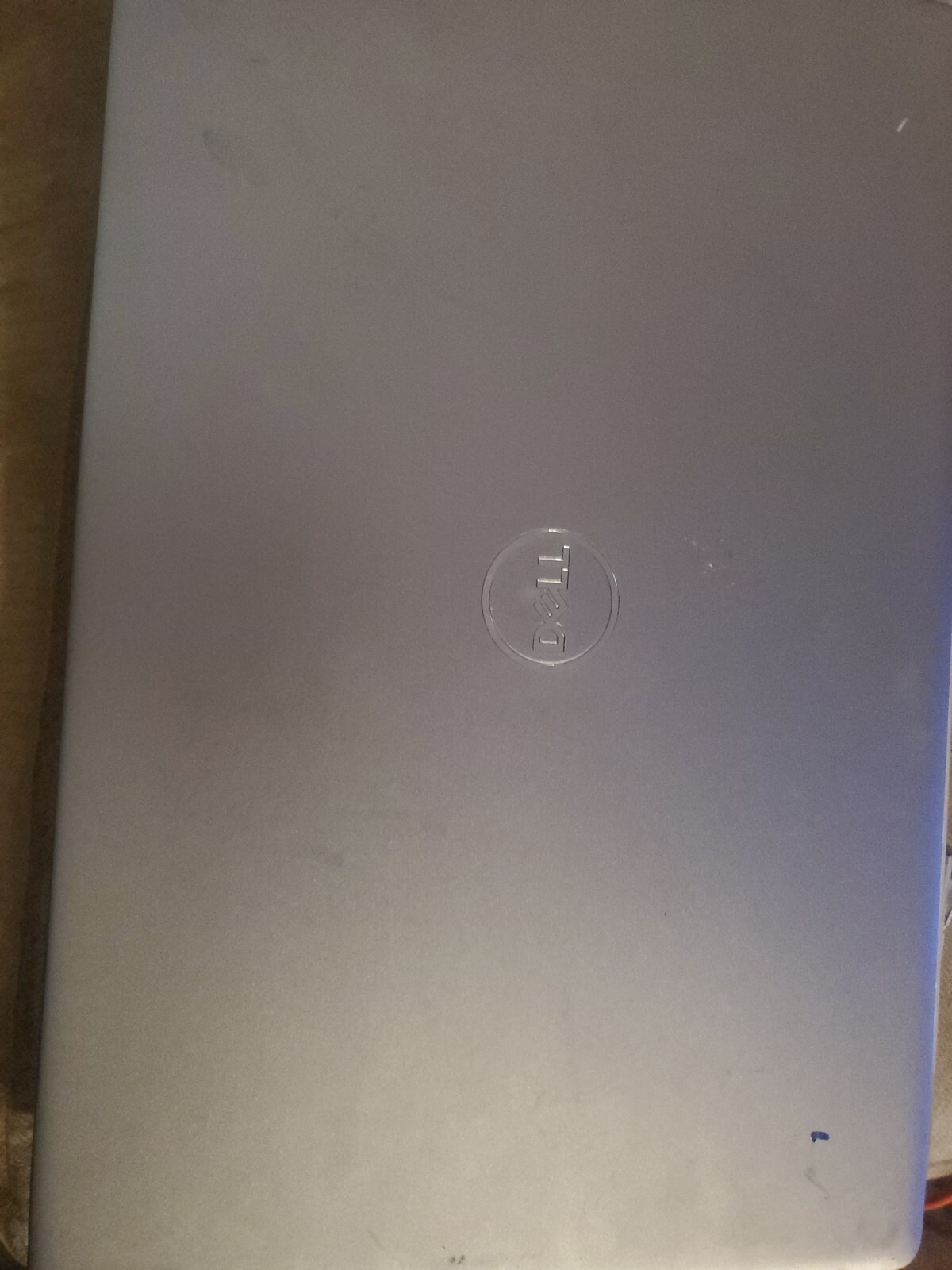 Dell Latitude 3301 13″ i7-8565U 1.8GHz 8GB RAM For Part