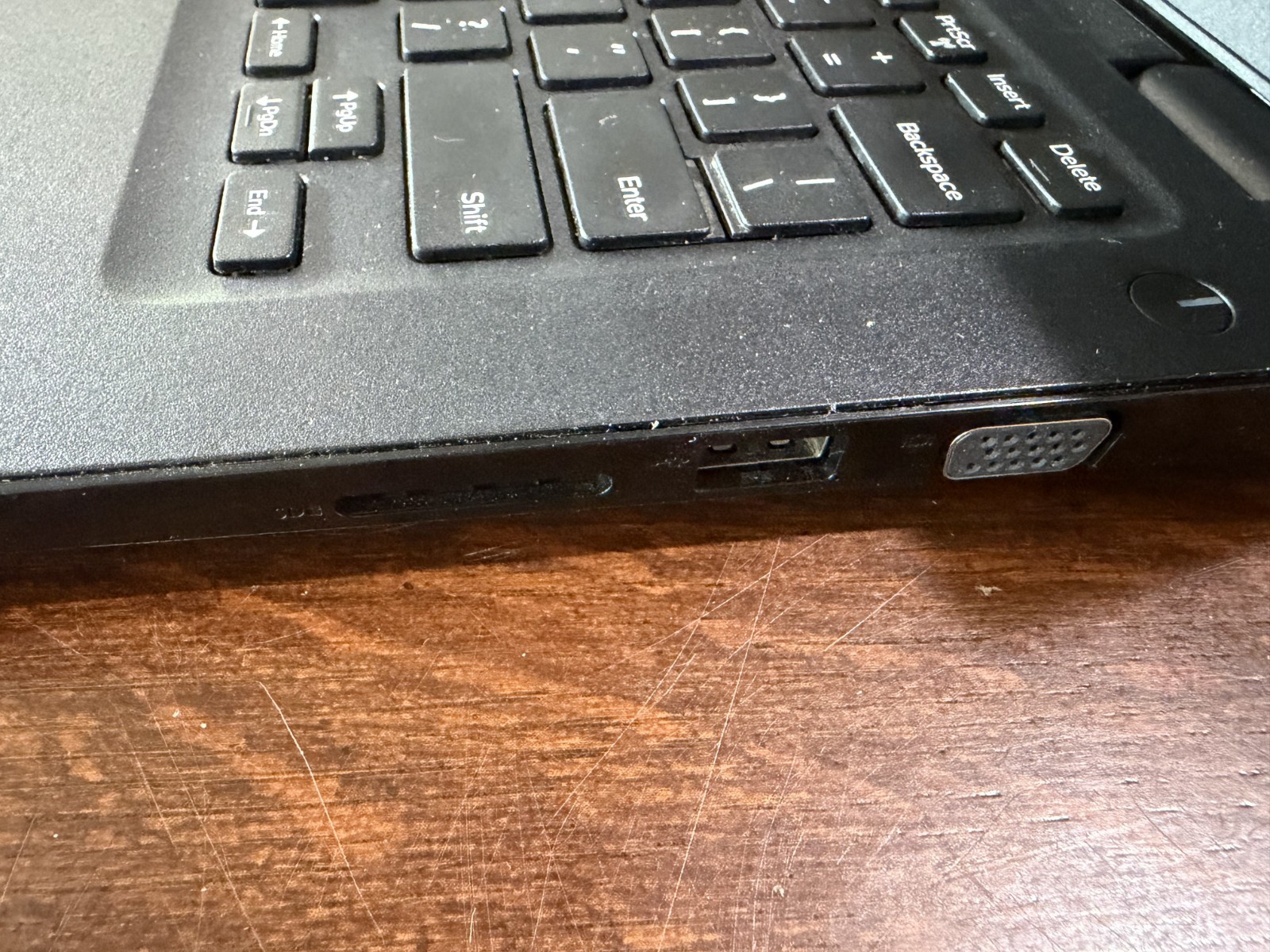 Dell Latitude 3400 laptop