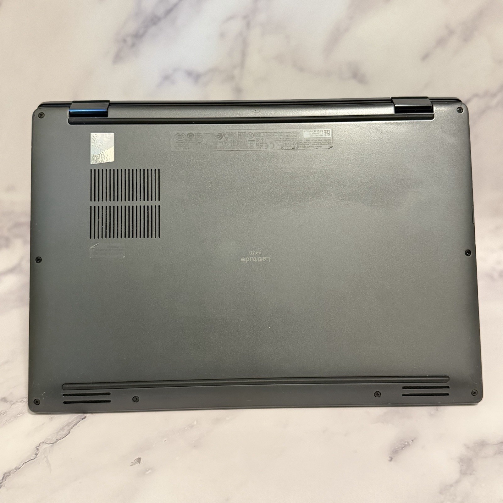 Dell Latitude 9430 2-in-1 32GB RAM i7-1265U 256GB SSD QHD+ Touchscreen Laptop
