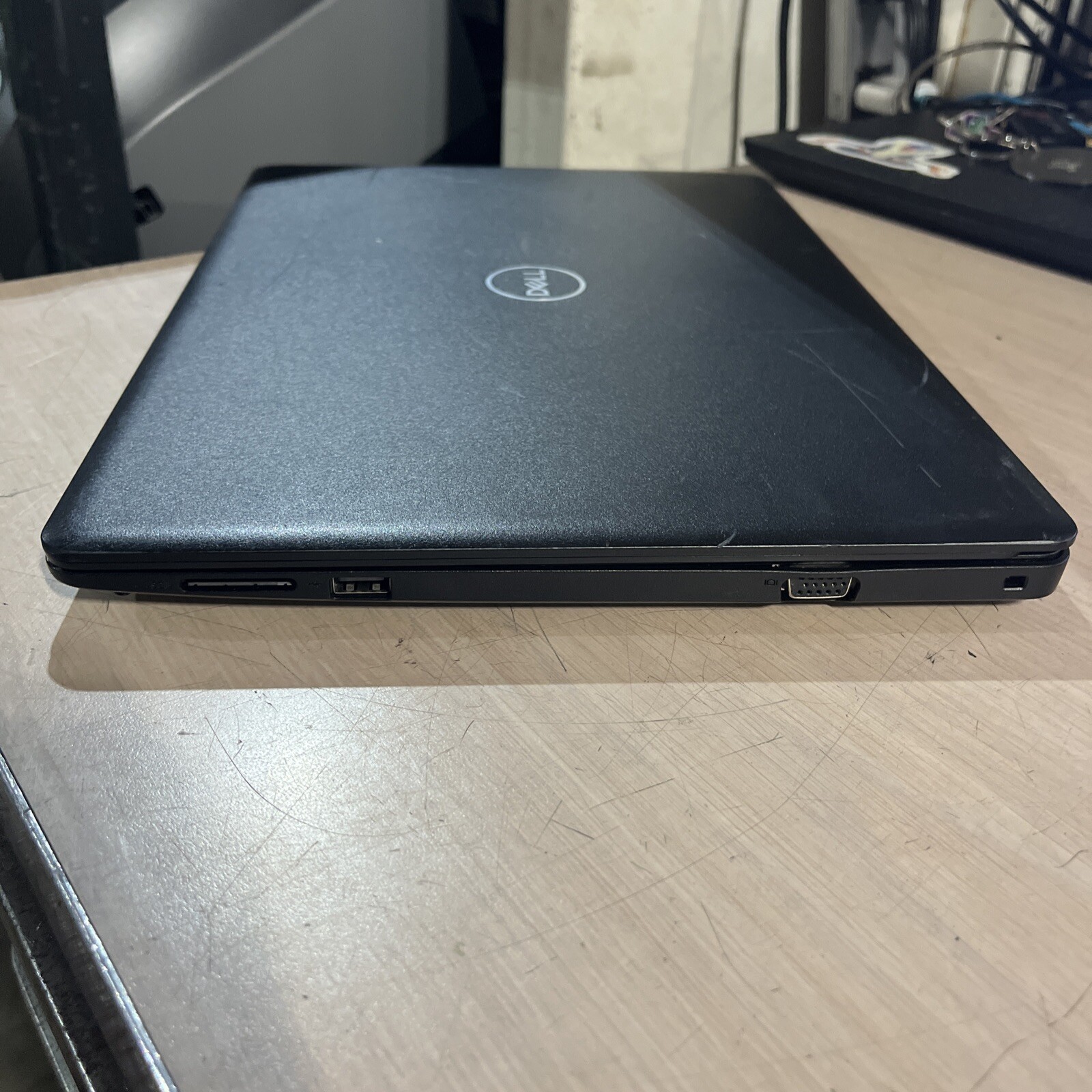 DELL LATITUDE 3490 INTEL CORE I3-6006U 2.00GHZ 8GB RAM NO HD .