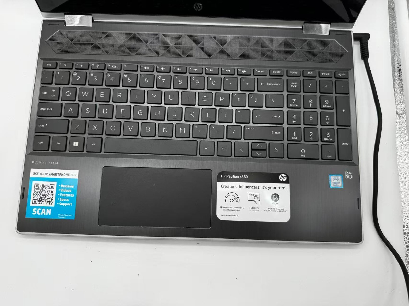 HP Pavilion x360 – 14″ i7-8th 4GB 256GB SSD Windows 10 Touchscreen Laptop