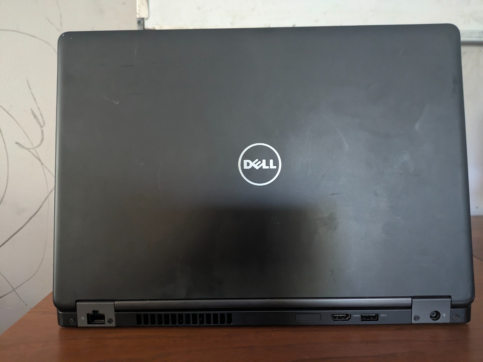Dell Latitude 5480 14inch(256GB,Intel Core i5-6300U 2.4GHz,16GB RAM)Laptop-Black