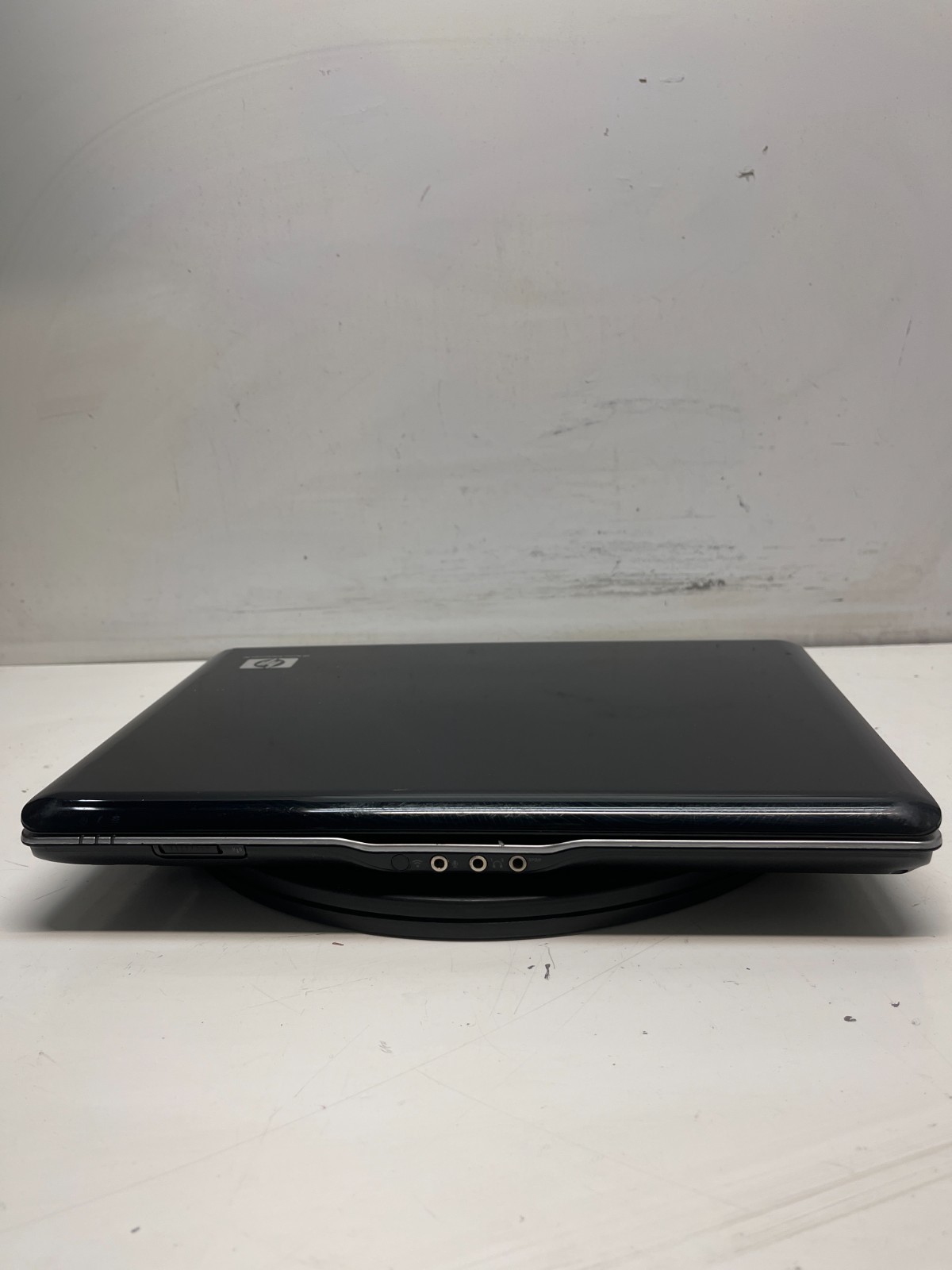 Hp Pavilion dv2000 AMD Turion 64 x2 1GB NO HDD READ