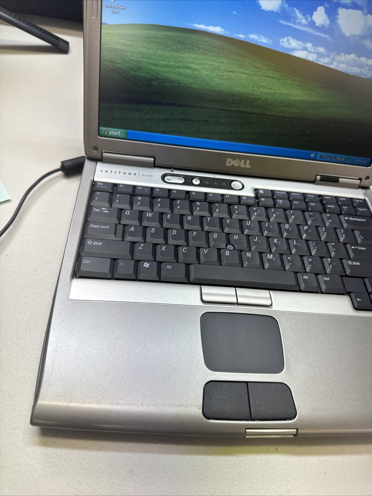 Dell Latitude D600 Laptop Windows XP 32-Parallel port Etc. No Power Adapter