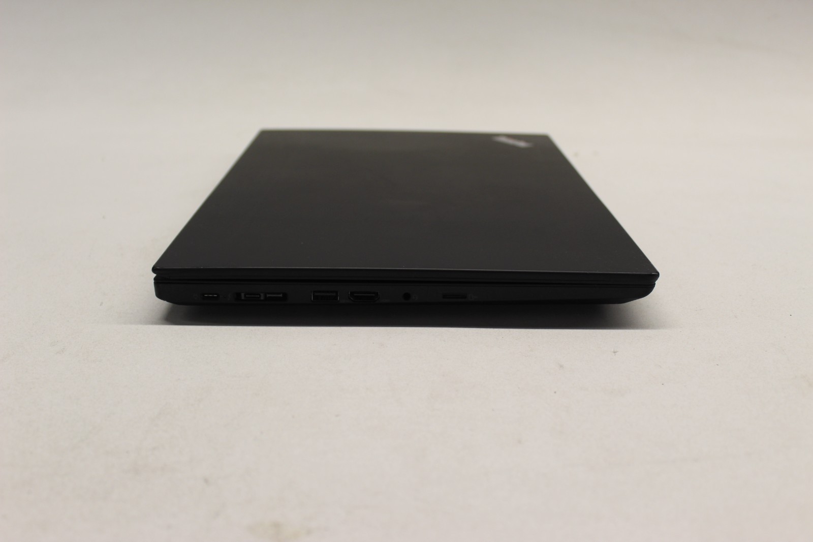 Lenovo T590 I5-8265U 256GB NvME SSD 8GB DDR4 Win11Pro