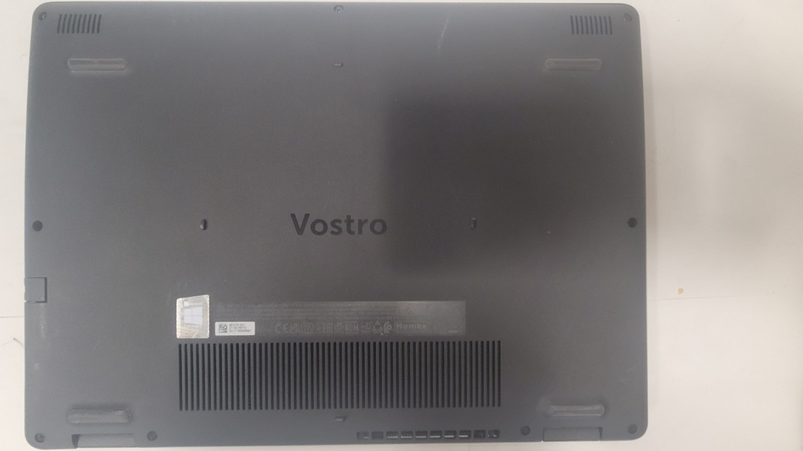 Dell Vostro 14 3400 Laptop i5-1135G7 2.4Ghz 8gb Memory 256GB Excellent Condition