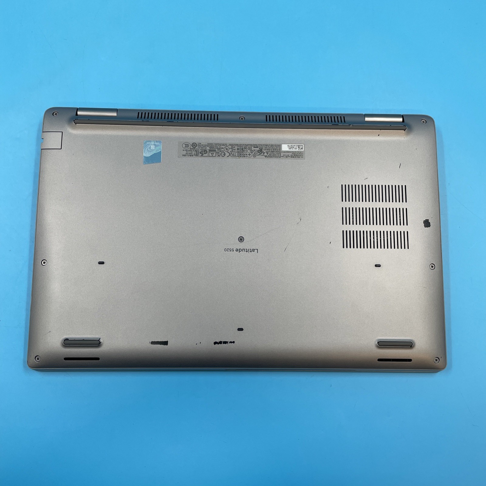 Dell Latitude 5520 | i5-1145G7 | 16GB RAM | NO DRIVE | NO OS | 72% BATTERY