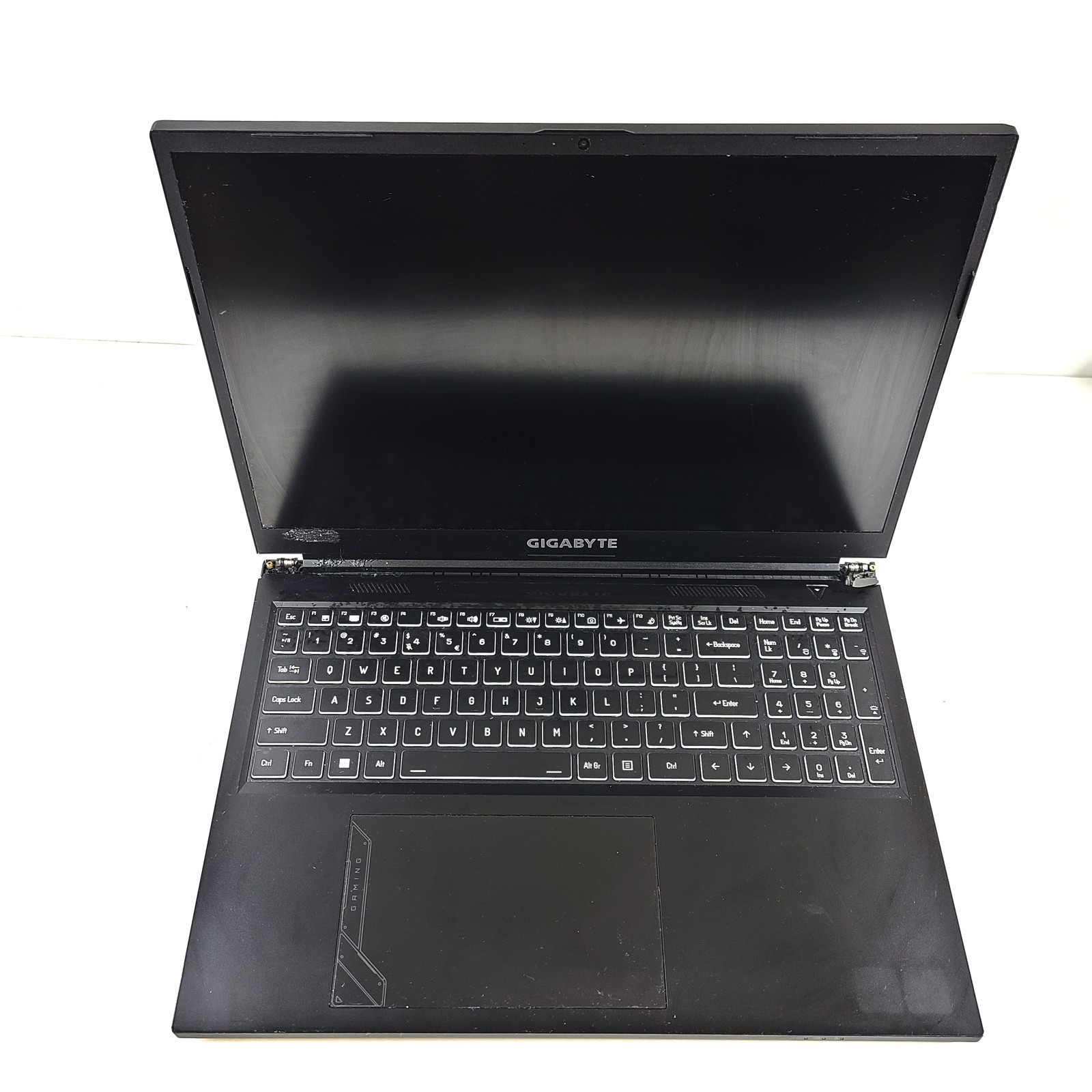 Gigabyte Notebook RC56 16″ Intel i-7 13620H @ 2.40 GHz NO SSD 16GB RAM FOR PARTS