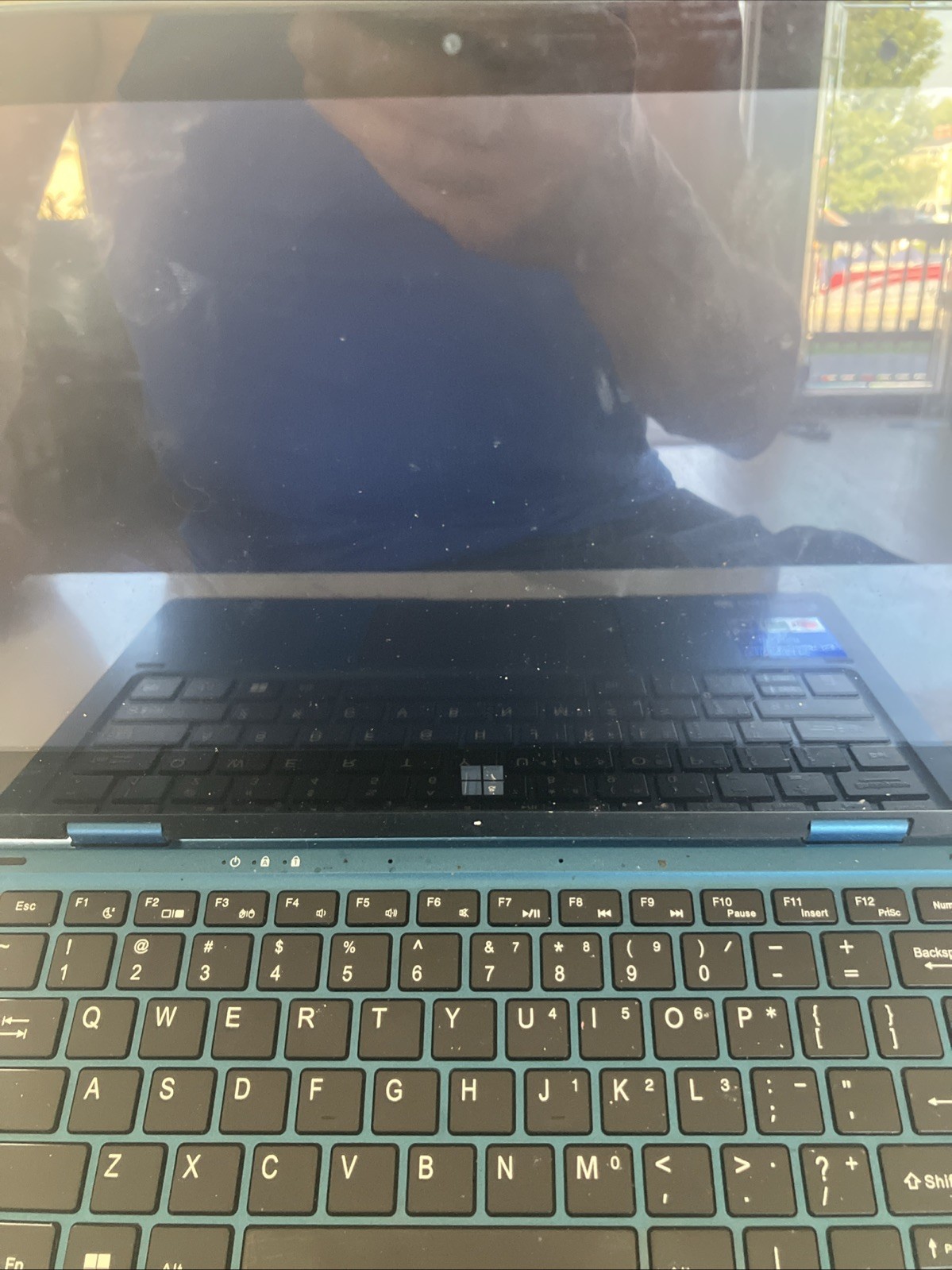 Gateway GWTC116-2BL notebook computer