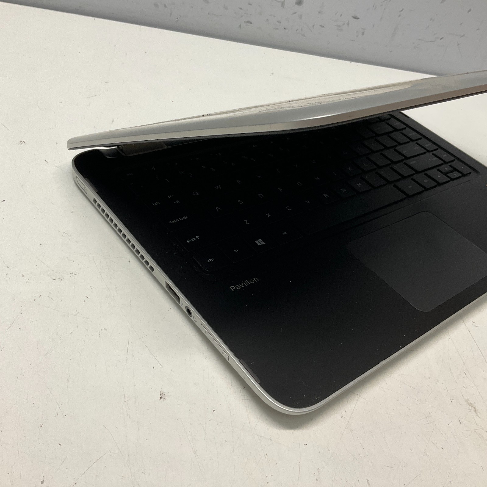 HP Pavilion 13 X360 13-A010DX Laptop Intel Core i3-4030U 4GB 500GB HDD Win 10
