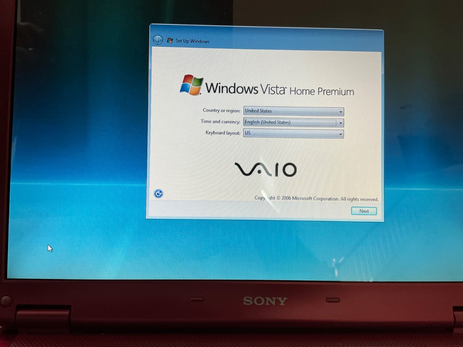 VTG SONY RED VAIO 15 INCH LAPTOP/ 14.1 INCH SCREEN W/NEW POWER CHARGER
