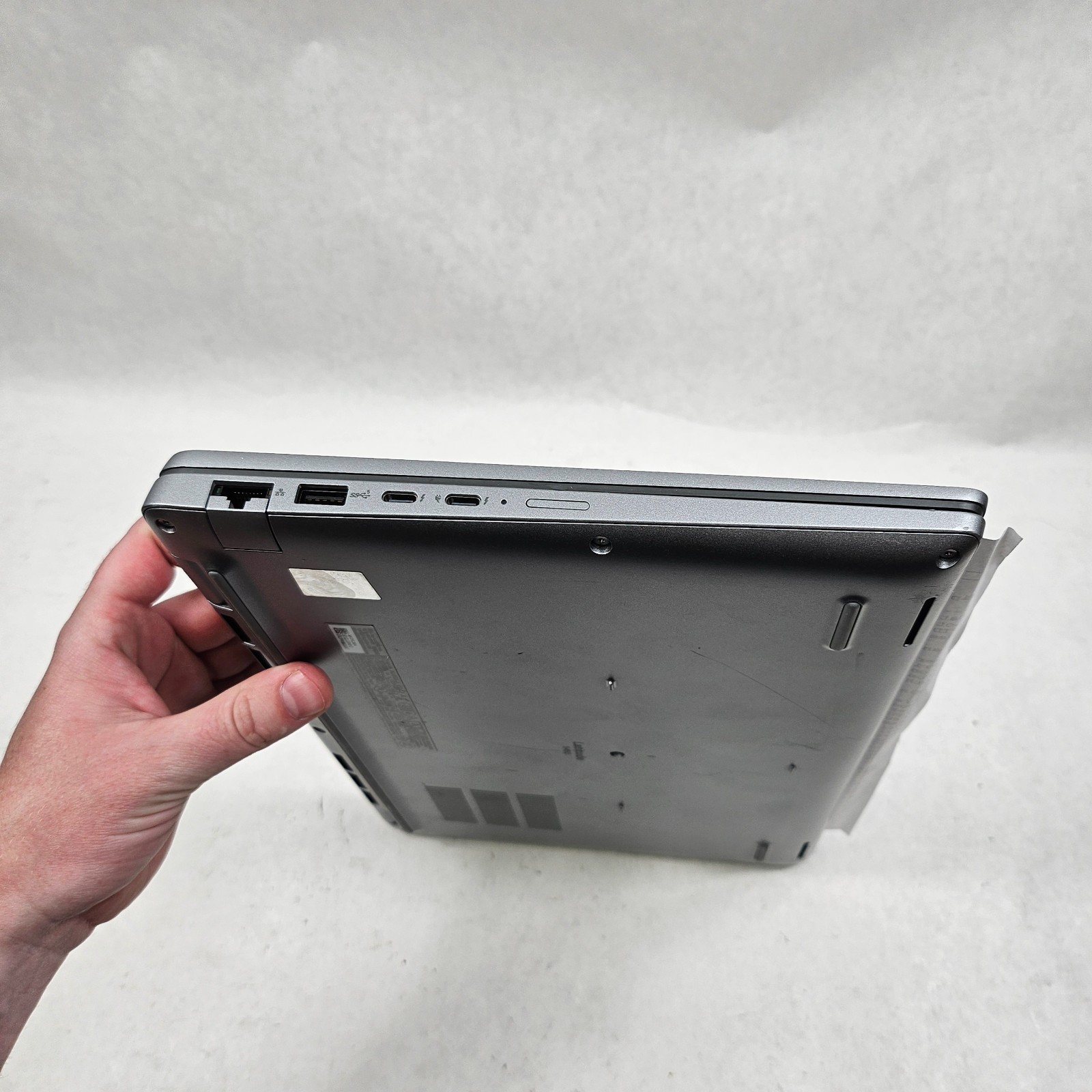 Dell Latitude 5450 14″ Intel Core Ultra 5 135U 16GB RAM No SSD *Camera
