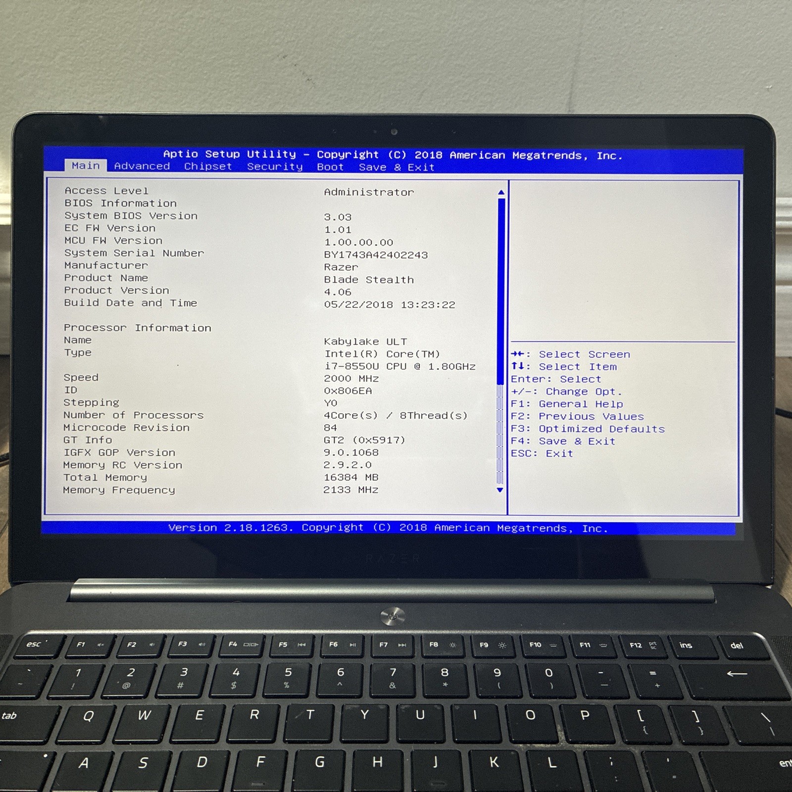 AS IS Razer Blade Stealth 13 RZ09-02394E32 i7-8550U QHD+ 1.8GHz 16GB Ram NO SSD