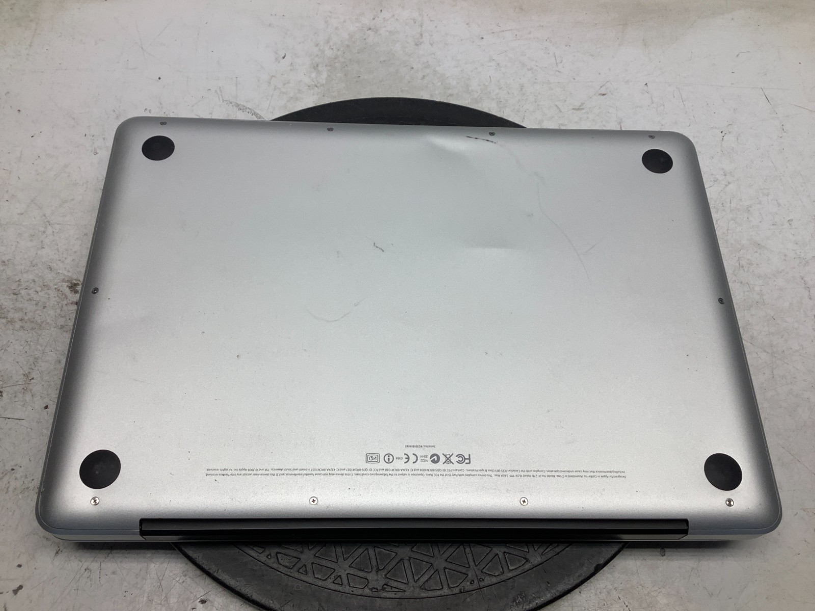 Apple MacBook Pro A1278 Intel Core 2 Duo P7550 2.26GHz 2 GB NO HDD