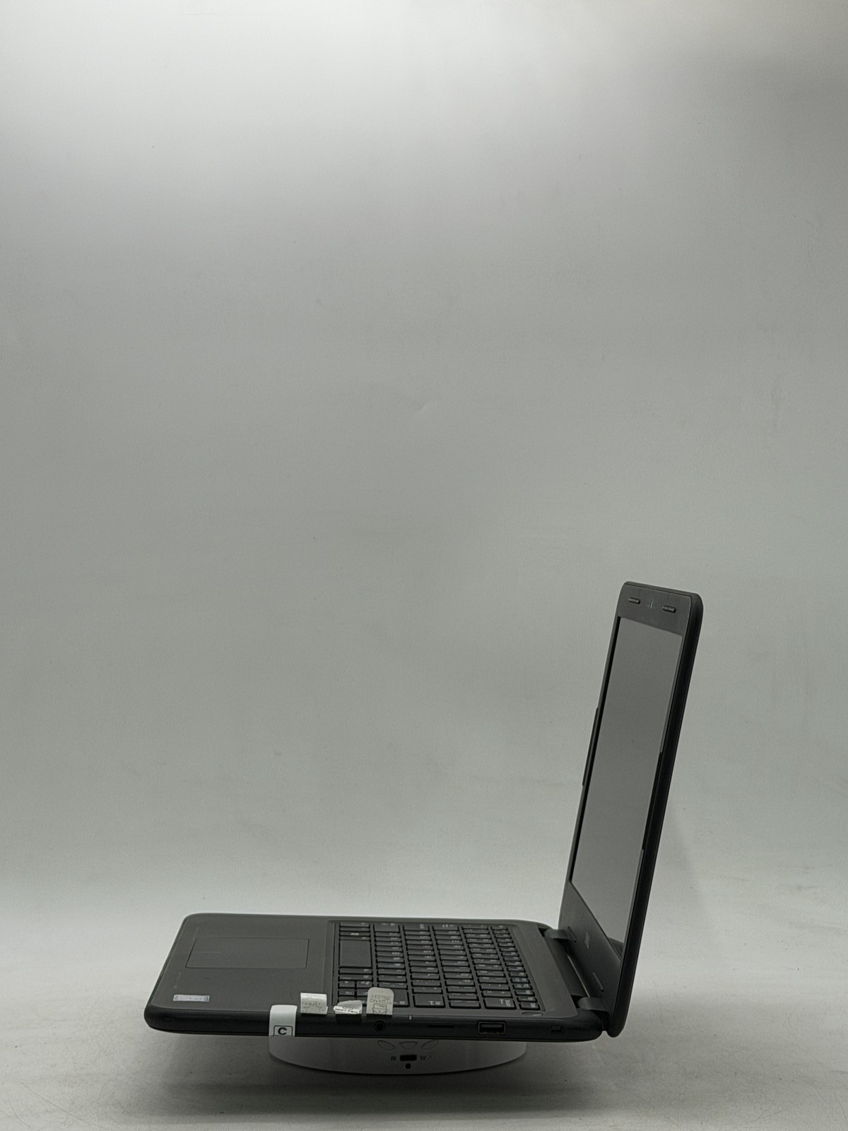 Dell Latitude 3310 13.3in i5-8265U 8GB 128GB NO OS *Read*