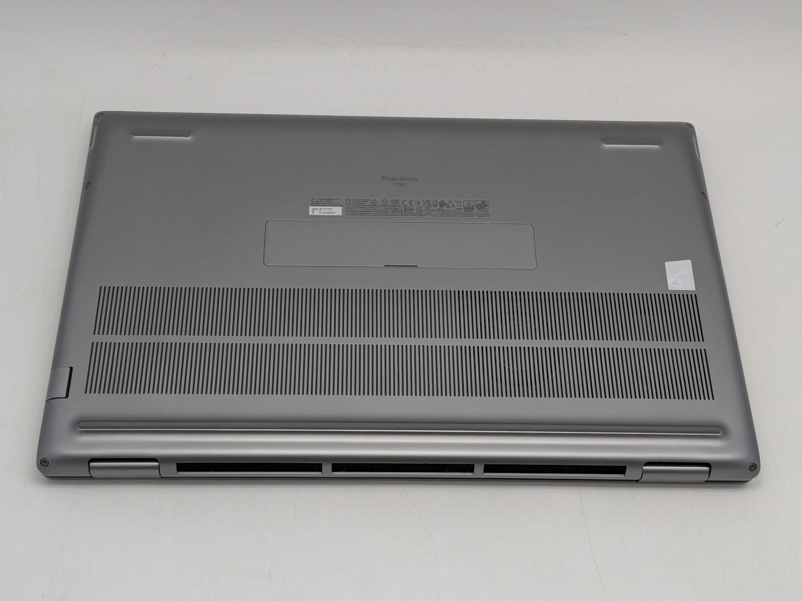 Dell Precision 7780 17.3″ i7-13850HX 32GB DDR5 1TB+3.64TB SSD RTX 4000 Ada W11H