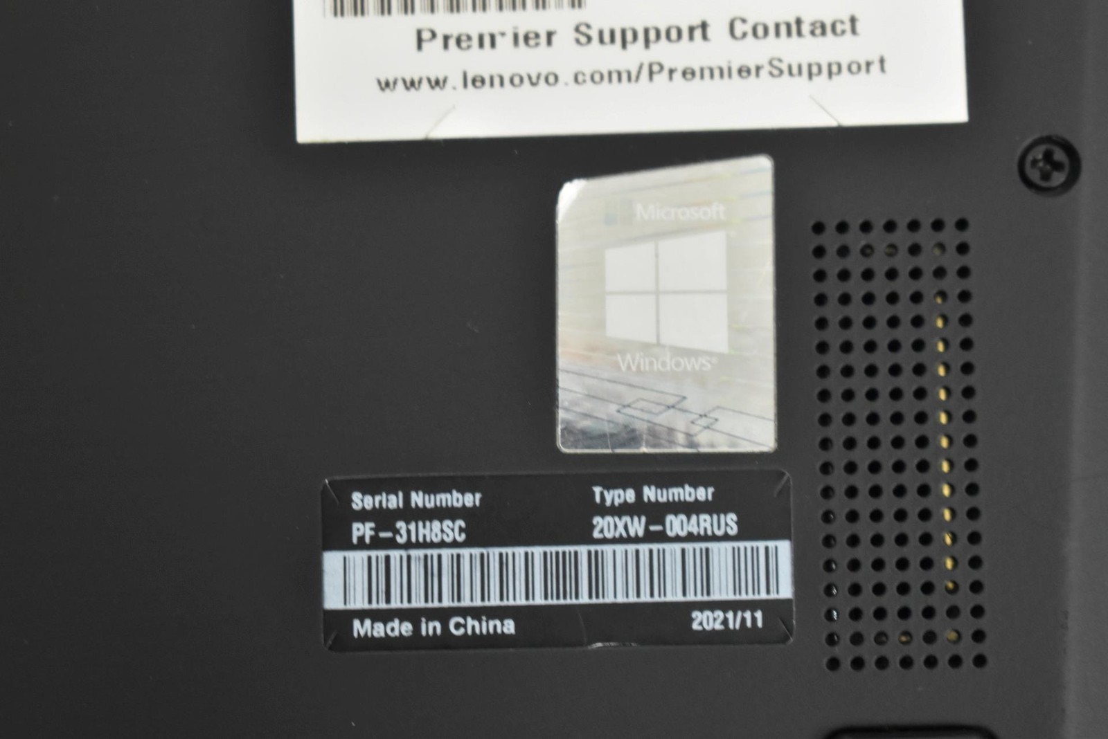 Lenovo ThinkPad X1 Carbon Gen 9 Touch i7-1185G7 3.0GHz 16GB 512GB SSD No OS *See