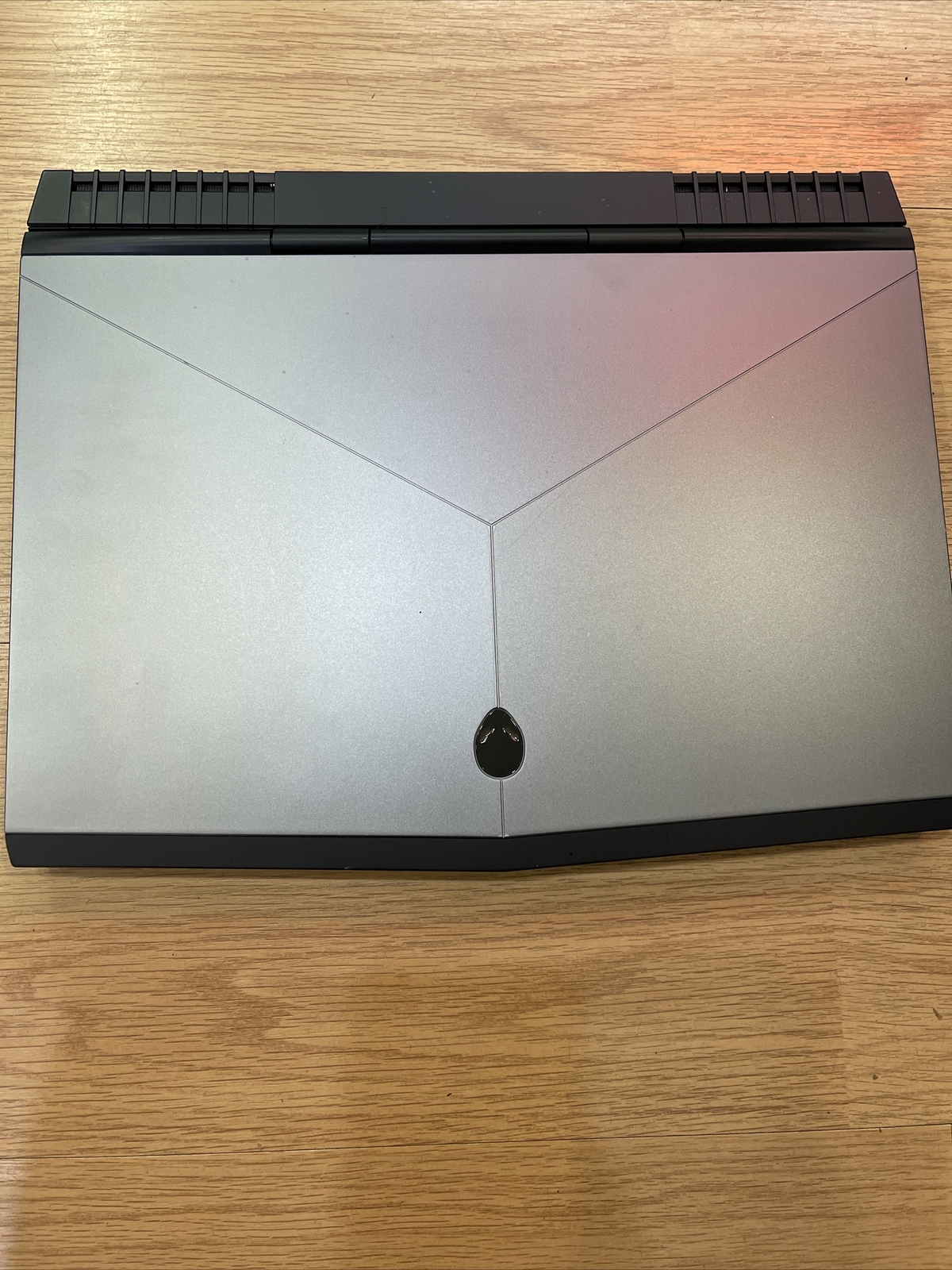 Alienware 15 R3 15.6” (1TB, Intel Core i5 7th Gen, 8GB)