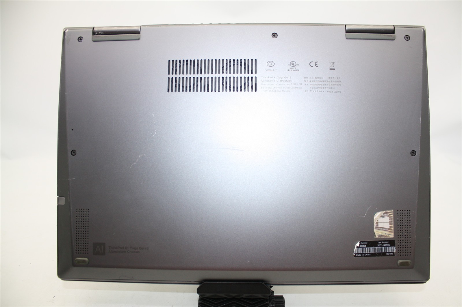 14″Lenovo ThinkPad X1 Gen 6 i5-1135G7 2.40GHz RAM 8GB NVMe 256GB/Screen issue