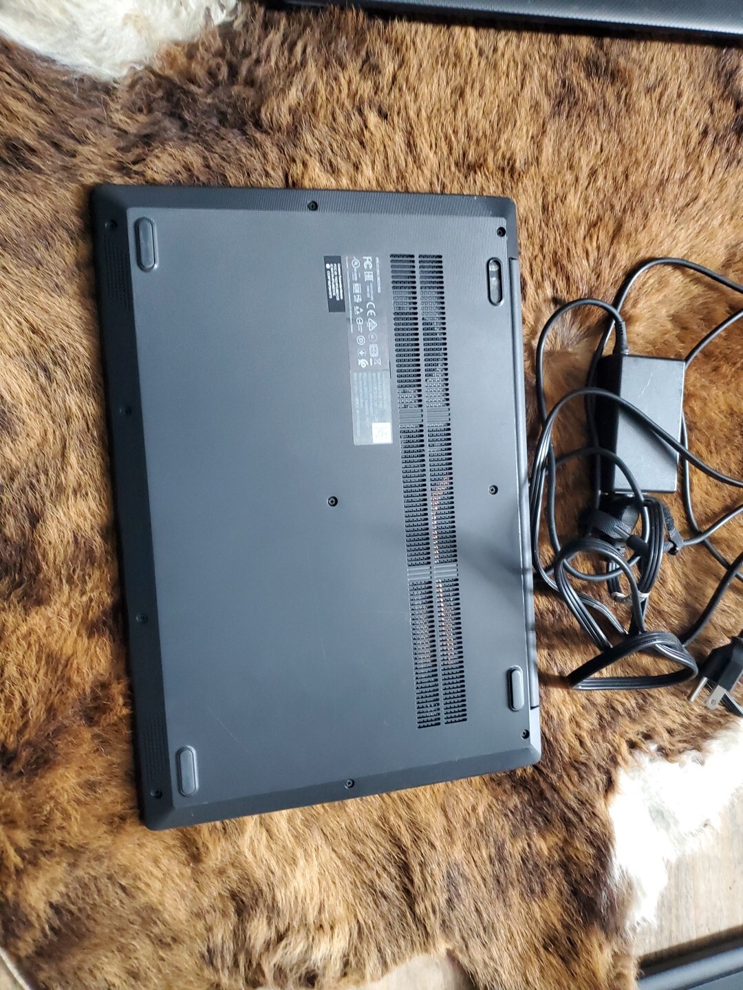 Lenovo IdeaPad S145-15AST 15.6” Laptop PC AMD A6 4GB RAM 1TB HDD Windows 10