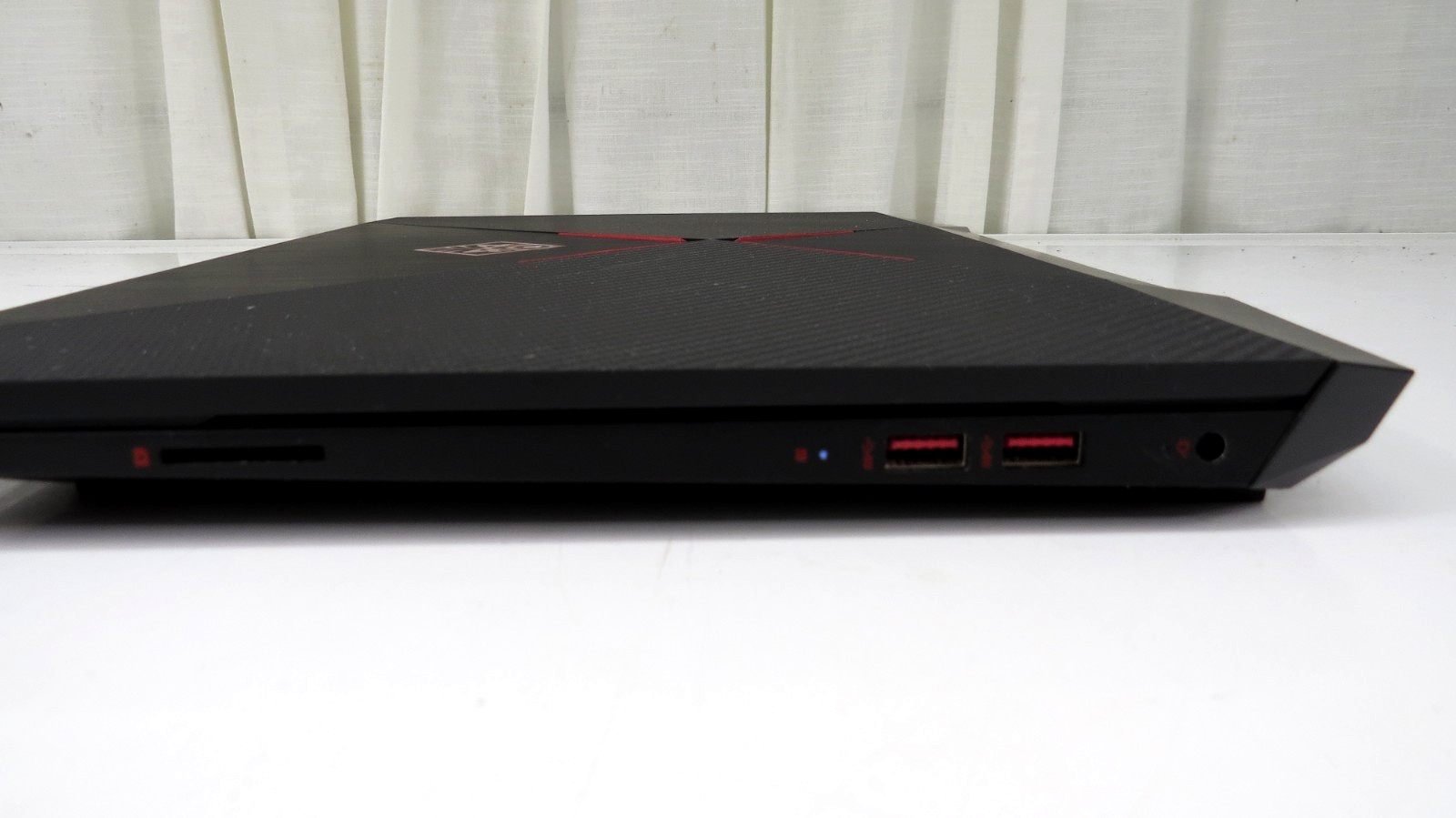 HP Omen 15-ce018dx 15.6″ Laptop Core i7 2.80GHz 8GB RAM 1TB HDD GTX 1050 Win 10