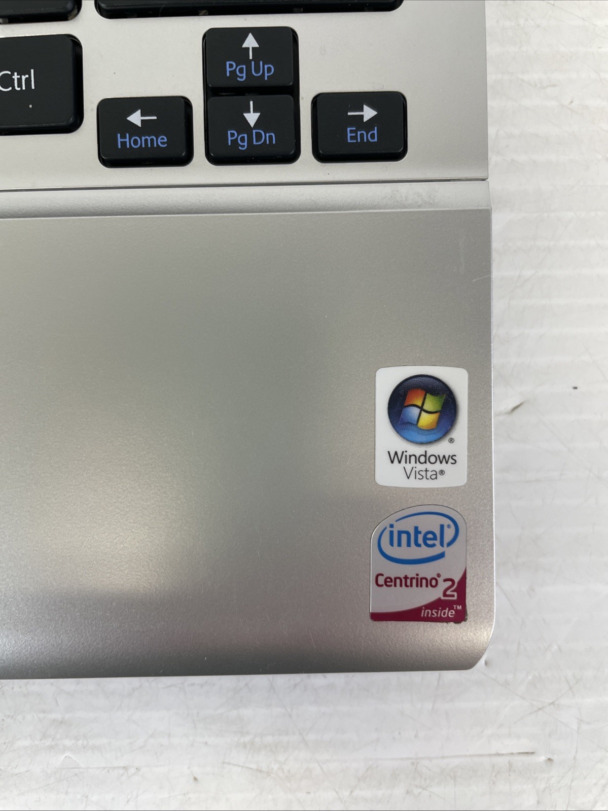 Sony VAIO VGN-SR290 Intel C2D P8400 2.26GHz 4GB RAM 100GB HDD Radeon Win10