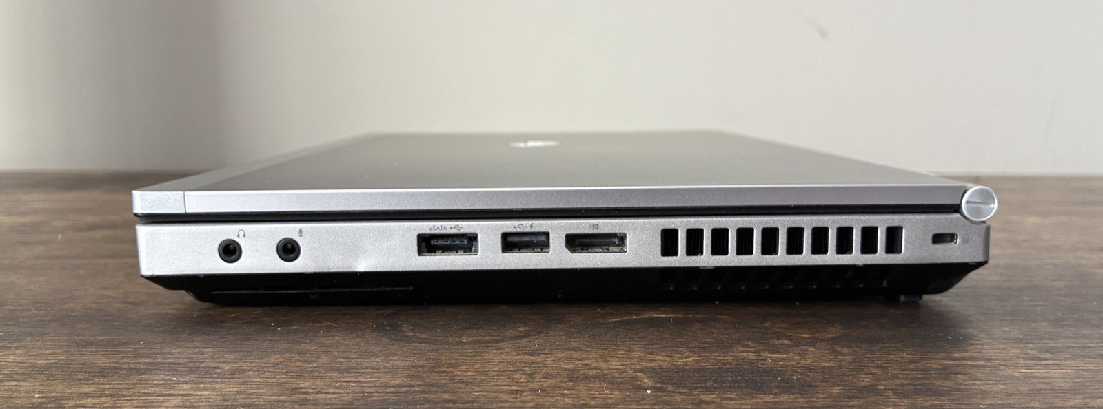 HP EliteBook 8470p | 16GB RAM | i5-3230M @ 2.6 GHz | 256GB SSD | W10 Home | Used
