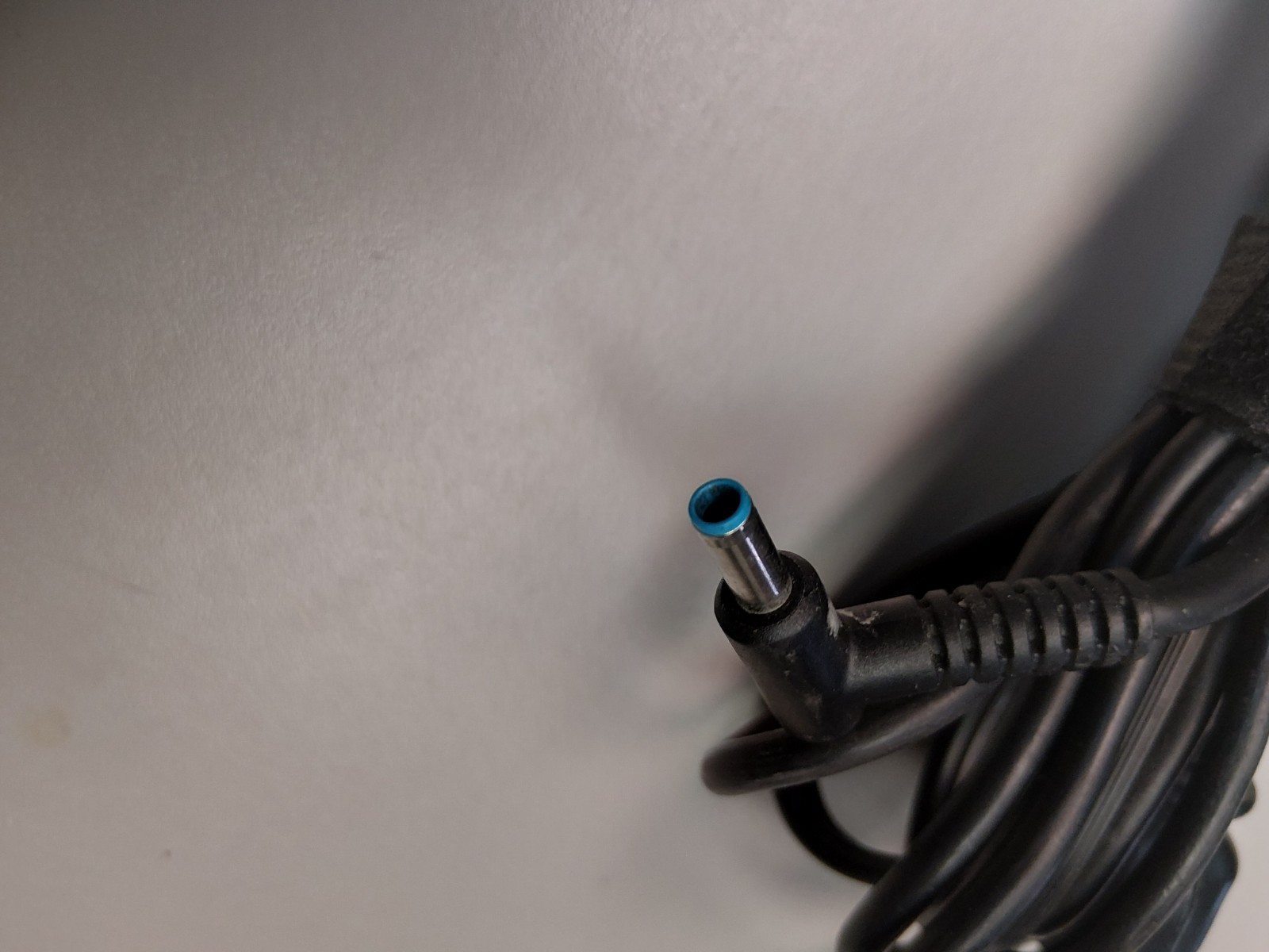 HP 15-R132WM ORIGINAL HP RECHARGER