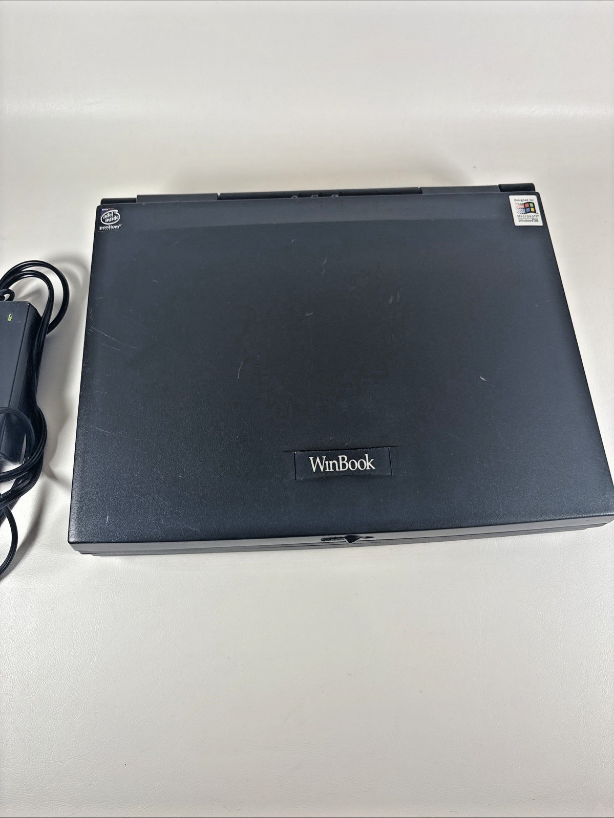 Vintage WinBook XL Laptop Pentium Windows XP Tested 18gb w/ AC Adapter & Manual