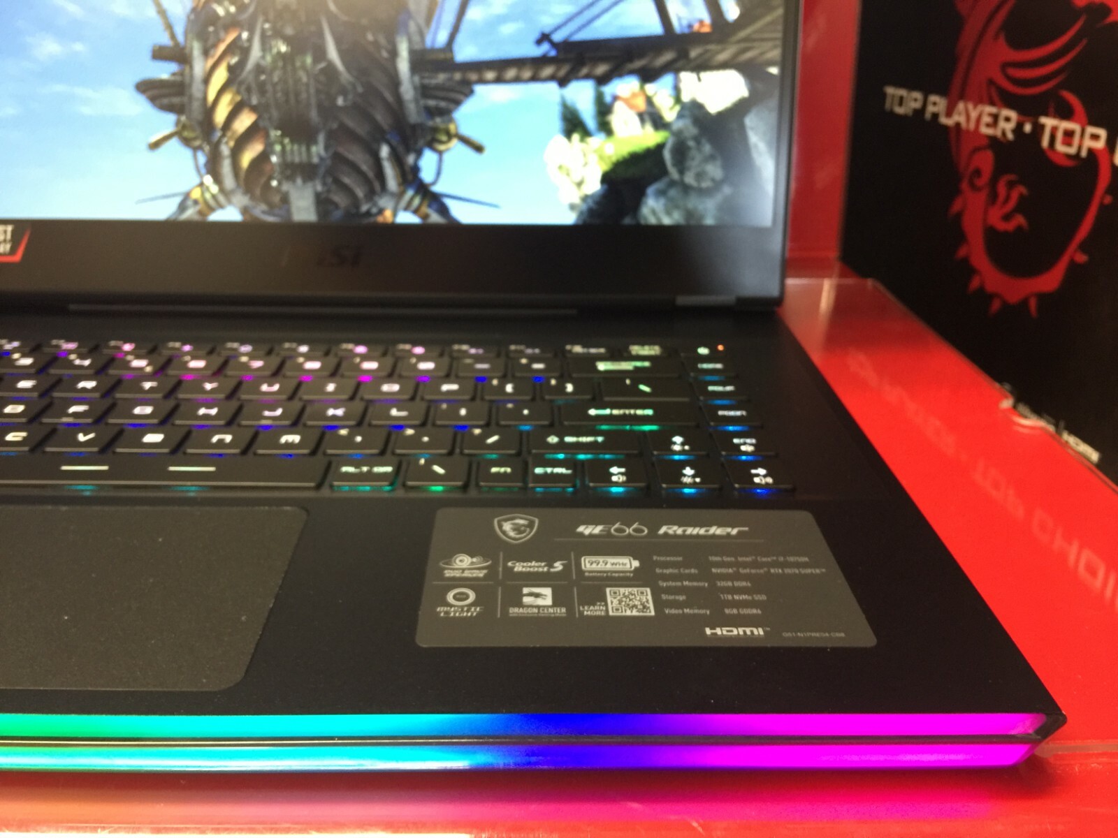 MSI GE66 10SGS 15.6″ 240hz i7-10750H 32GB DDR4 1TB SSD RTX 2080 Super VR Ready
