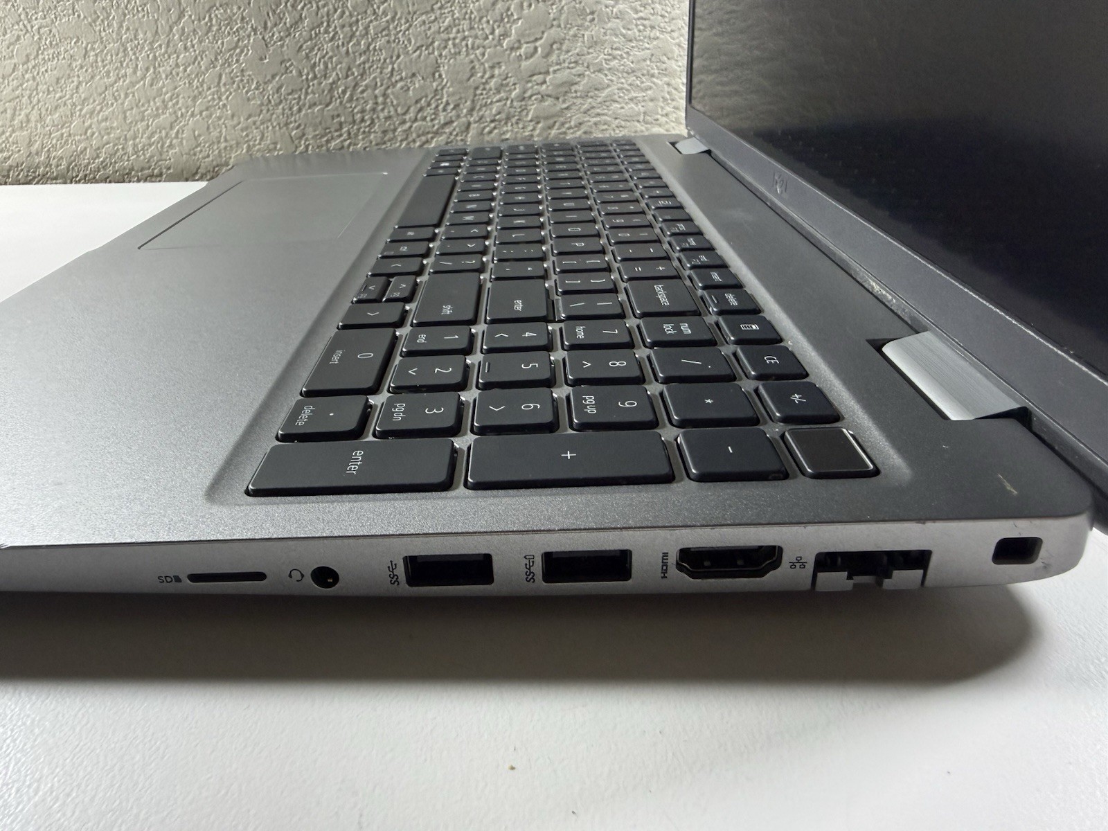 Dell Latitude 5520 15.6” FHD I5-1135G7U 256GB SSD 8GB RAM NO BATTERY Win 11 Pro